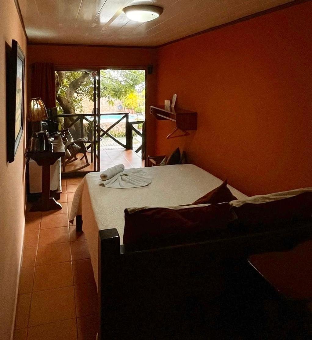 Mar Y Mar Hotel *