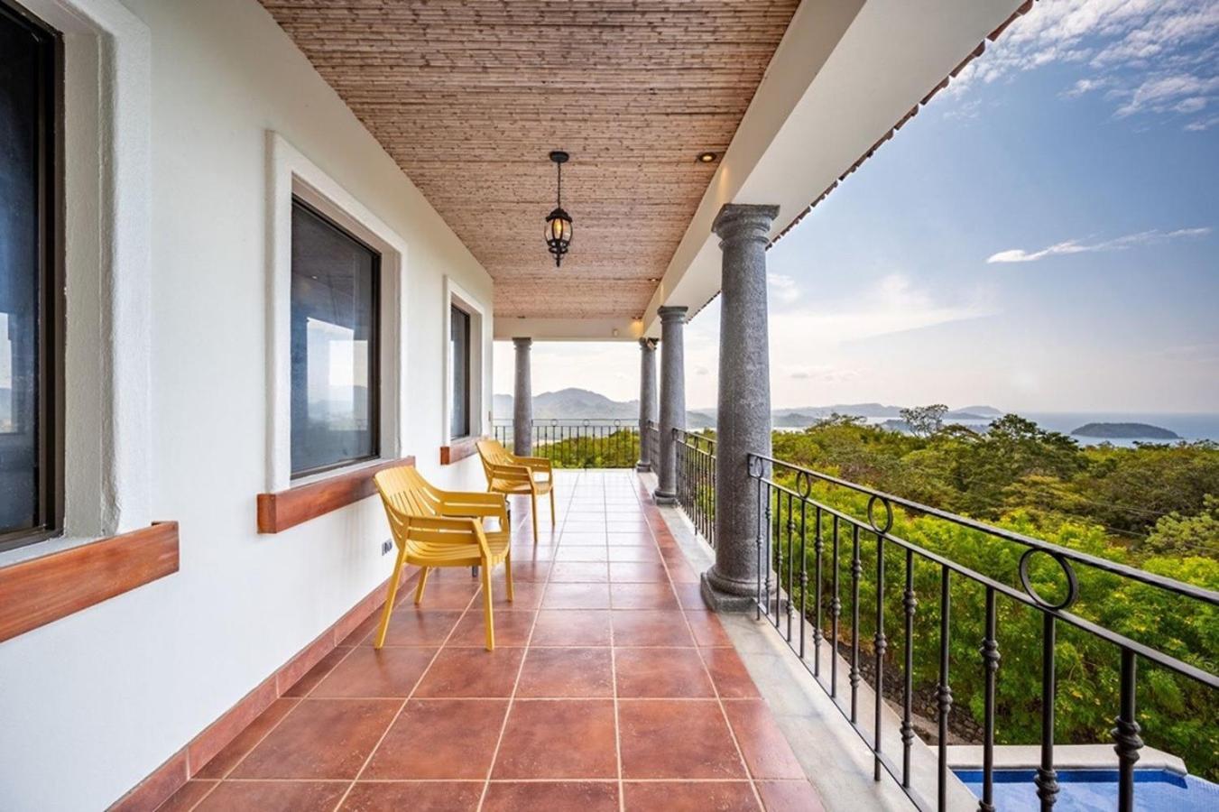 Playa Potrero - Great With Spectacular Sunsets - De Oro Villa Potrero (Guanacaste)