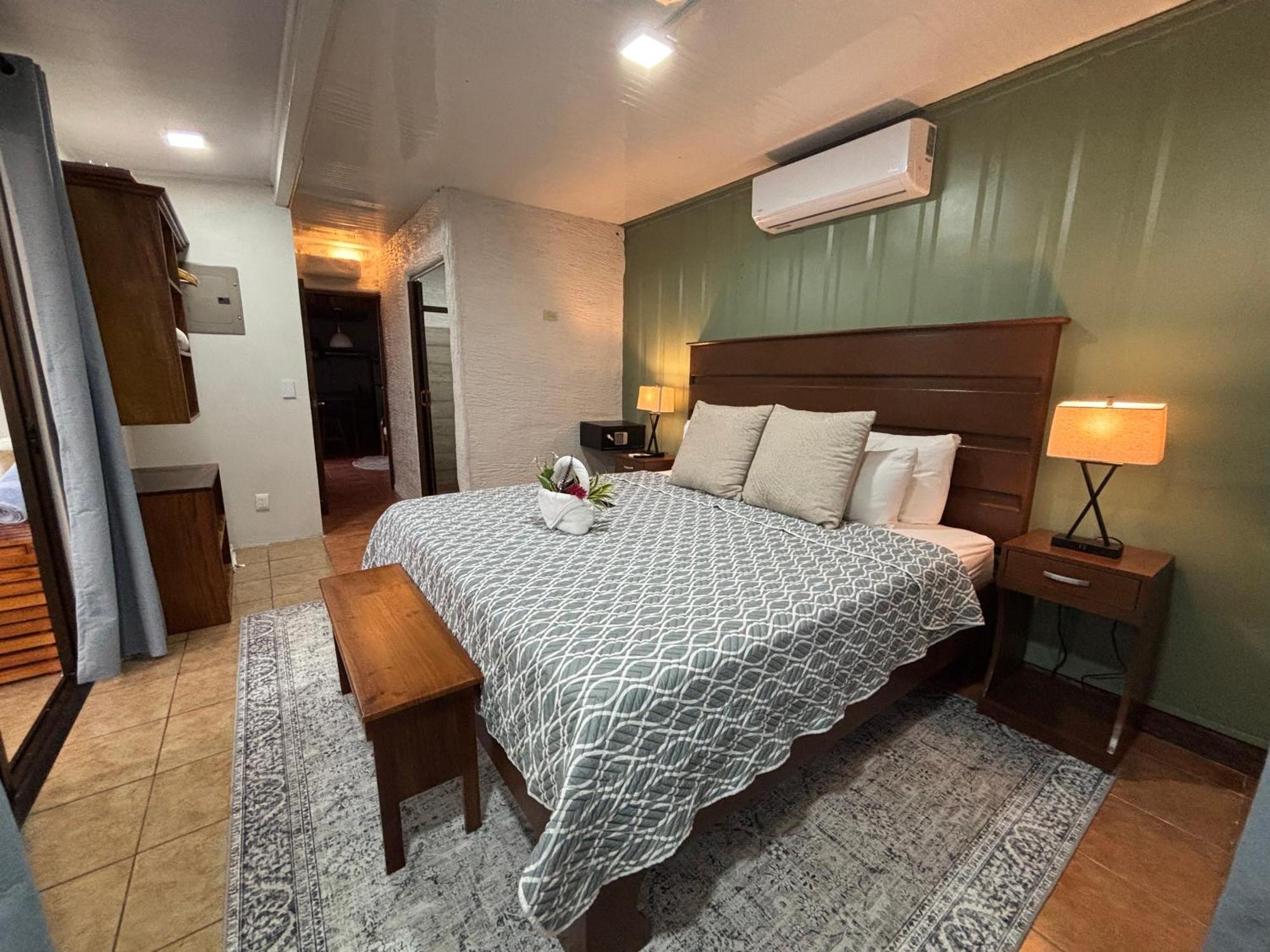 Arenal Homes *