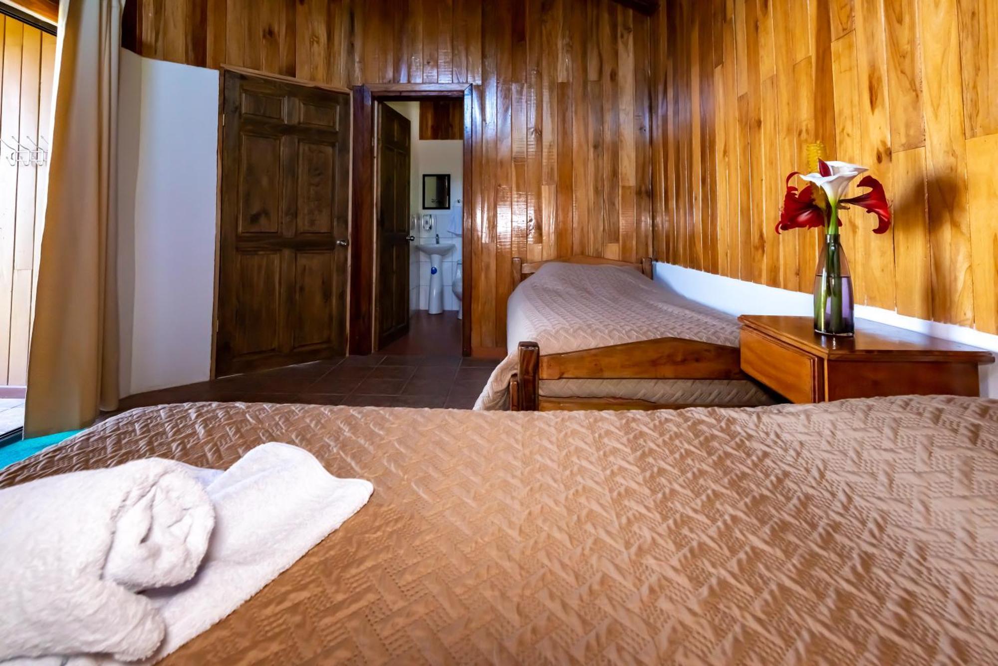 Farm stay Cabinas Capulin & Farm Monteverde