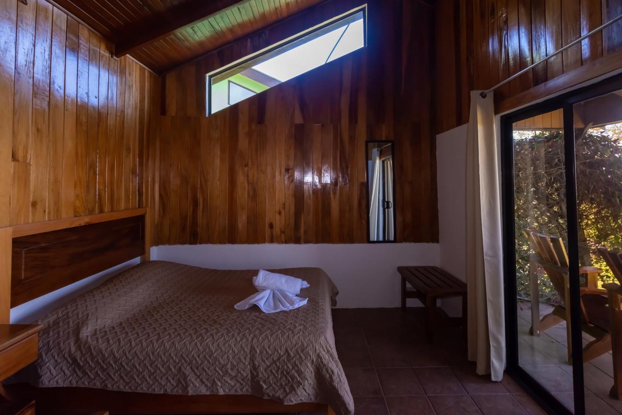 Cabinas Capulin & Farm Farm stay Monteverde