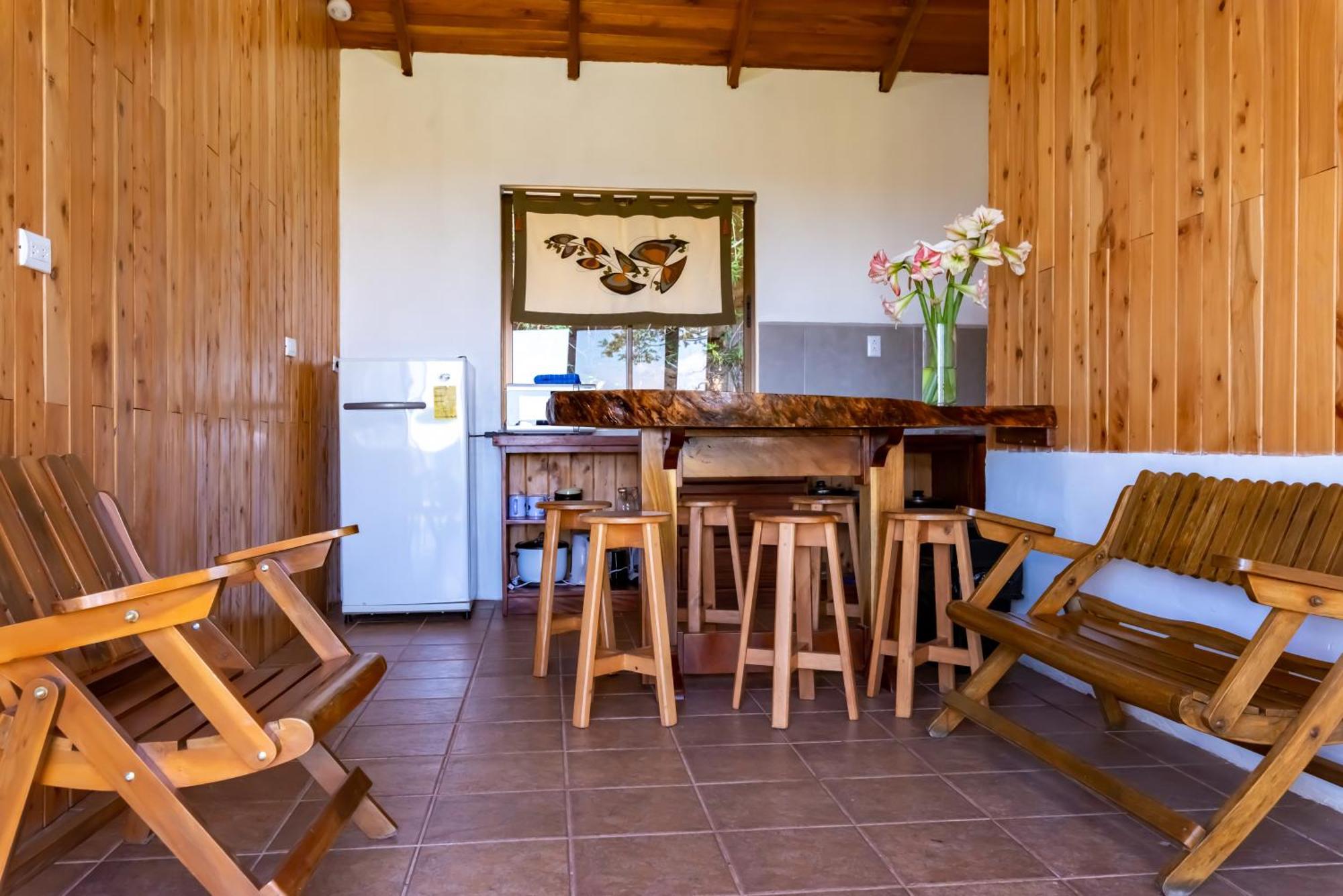 Cabinas Capulin & Farm Monteverde