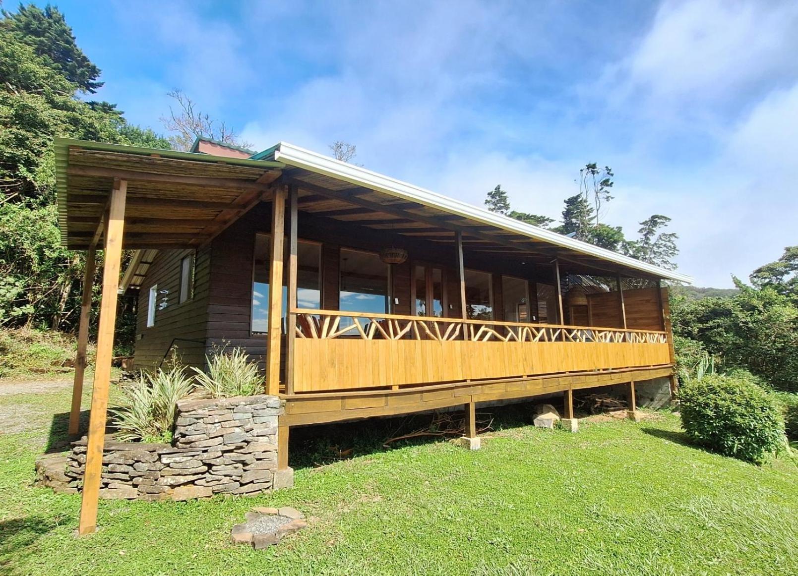 Casa Cabuya - Retro Style With Gulf View In * Monteverde