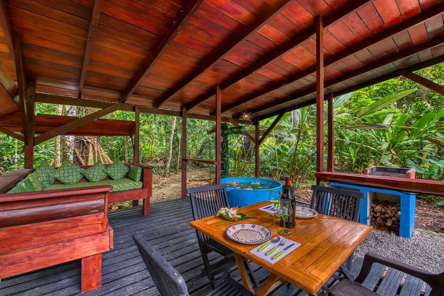 Tree House Beachfront