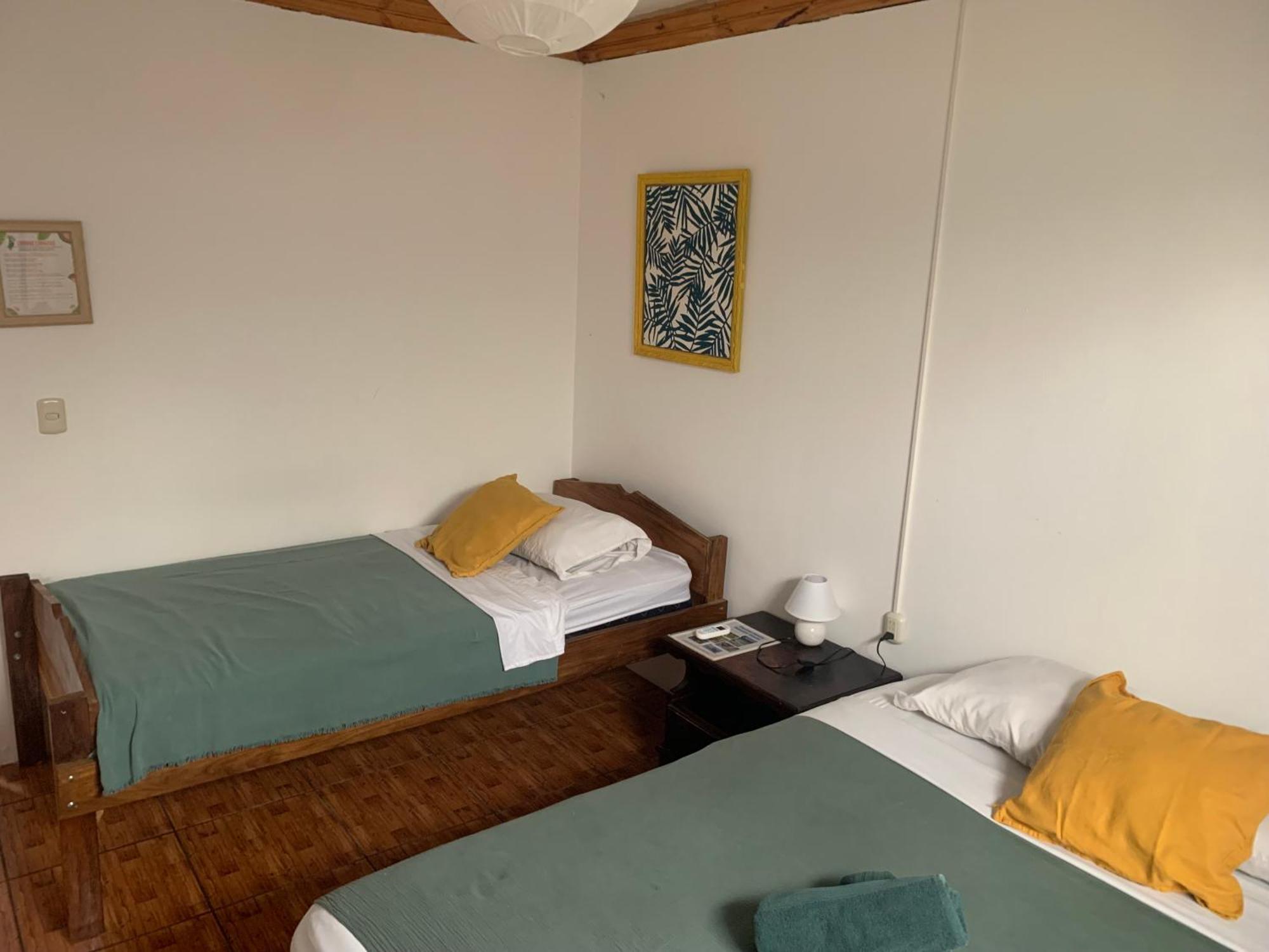 Guest house Cabinas *