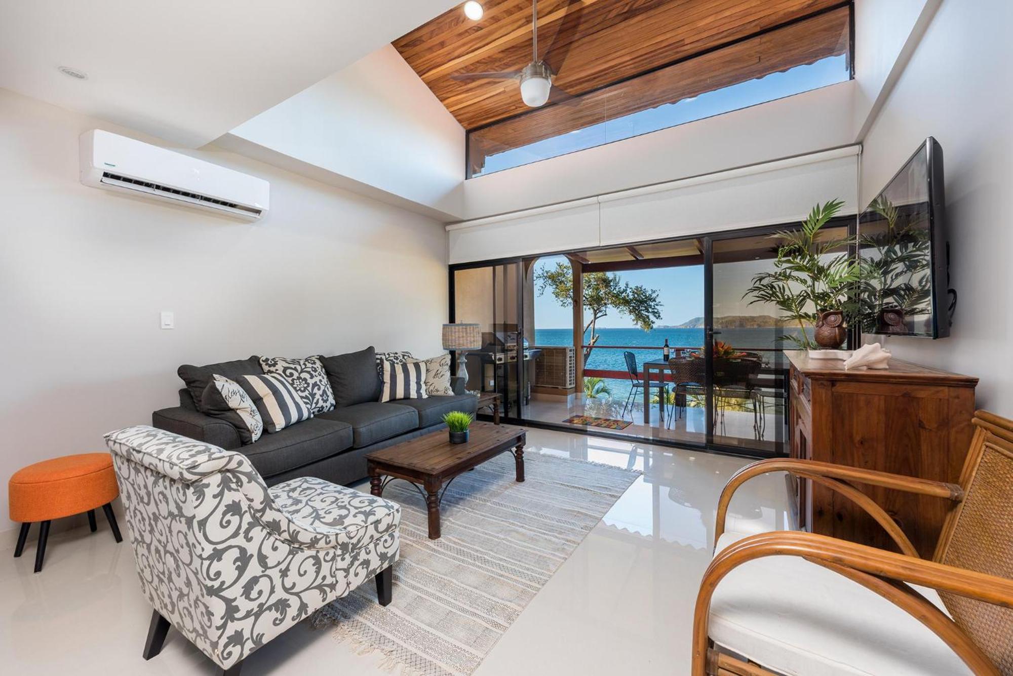 Flamingo Marina Cove 617- Oceanfront 3 Bedroom * Playa Flamingo
