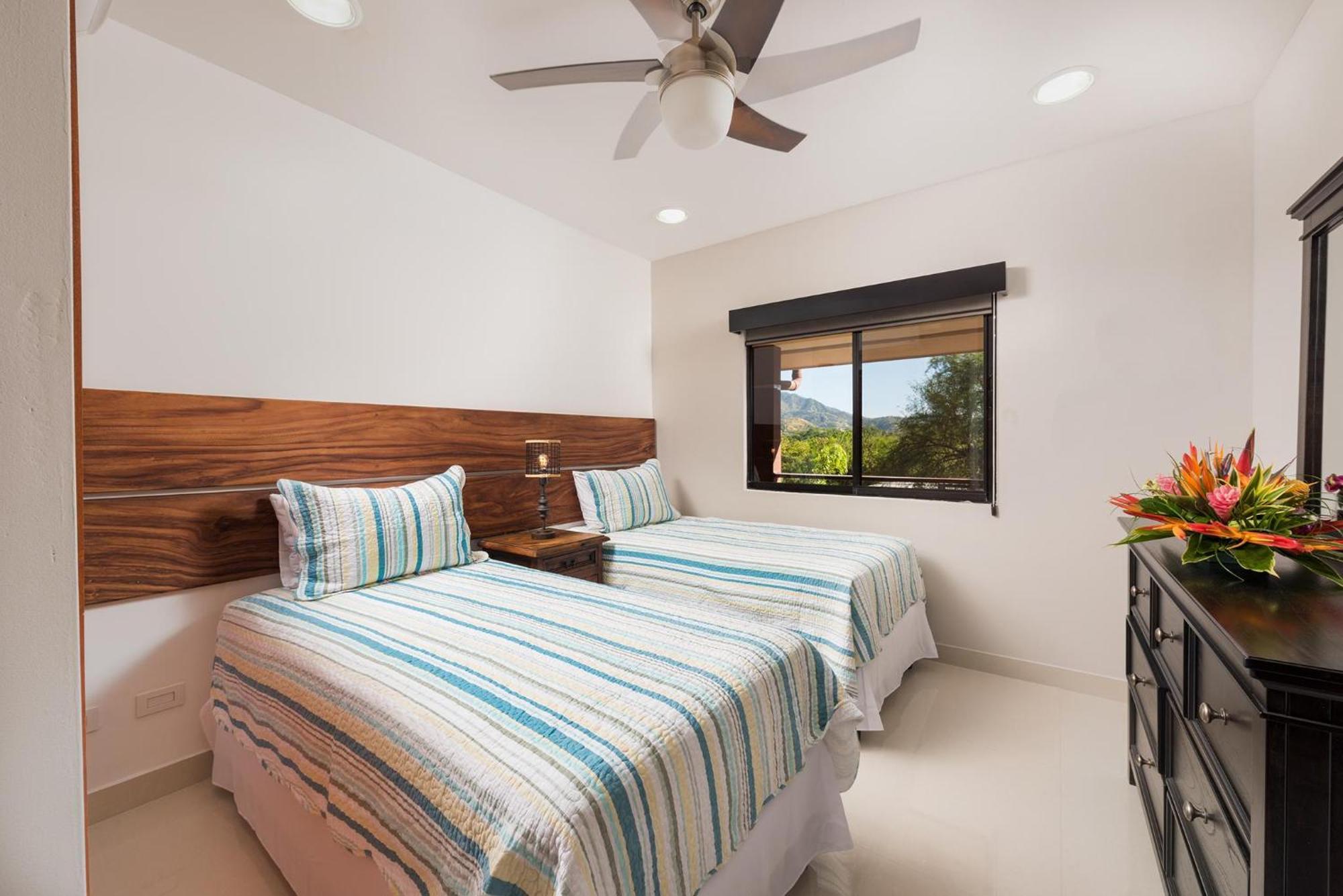 Apartment Flamingo Marina Cove 617- Oceanfront 3 Bedroom