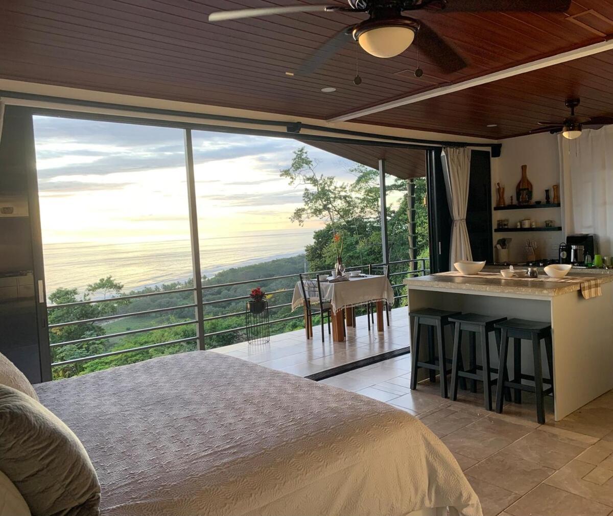 Del Mar 3 Spectacular Ocean View *