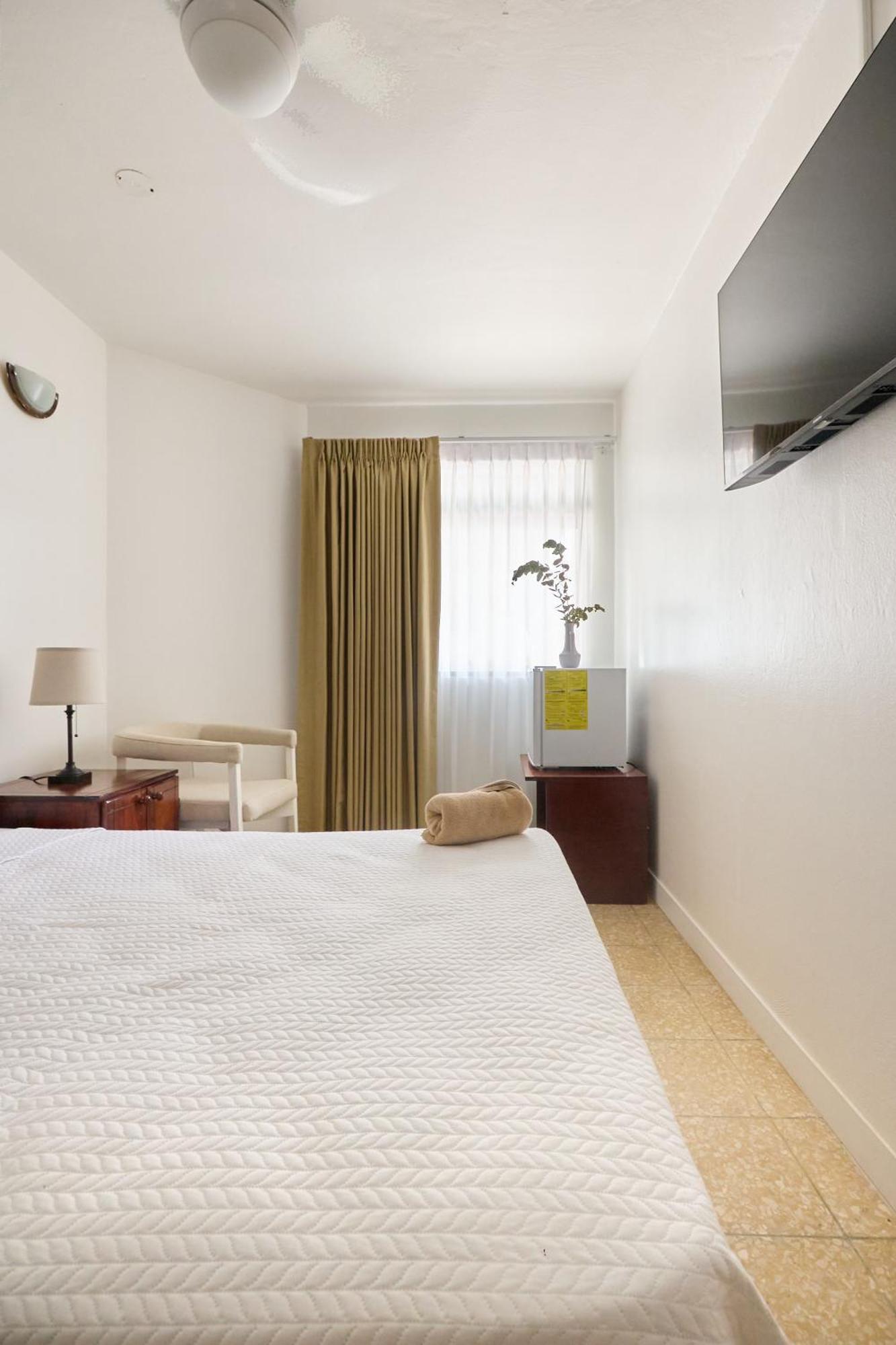Hotel Perla De La Playa Beachfront