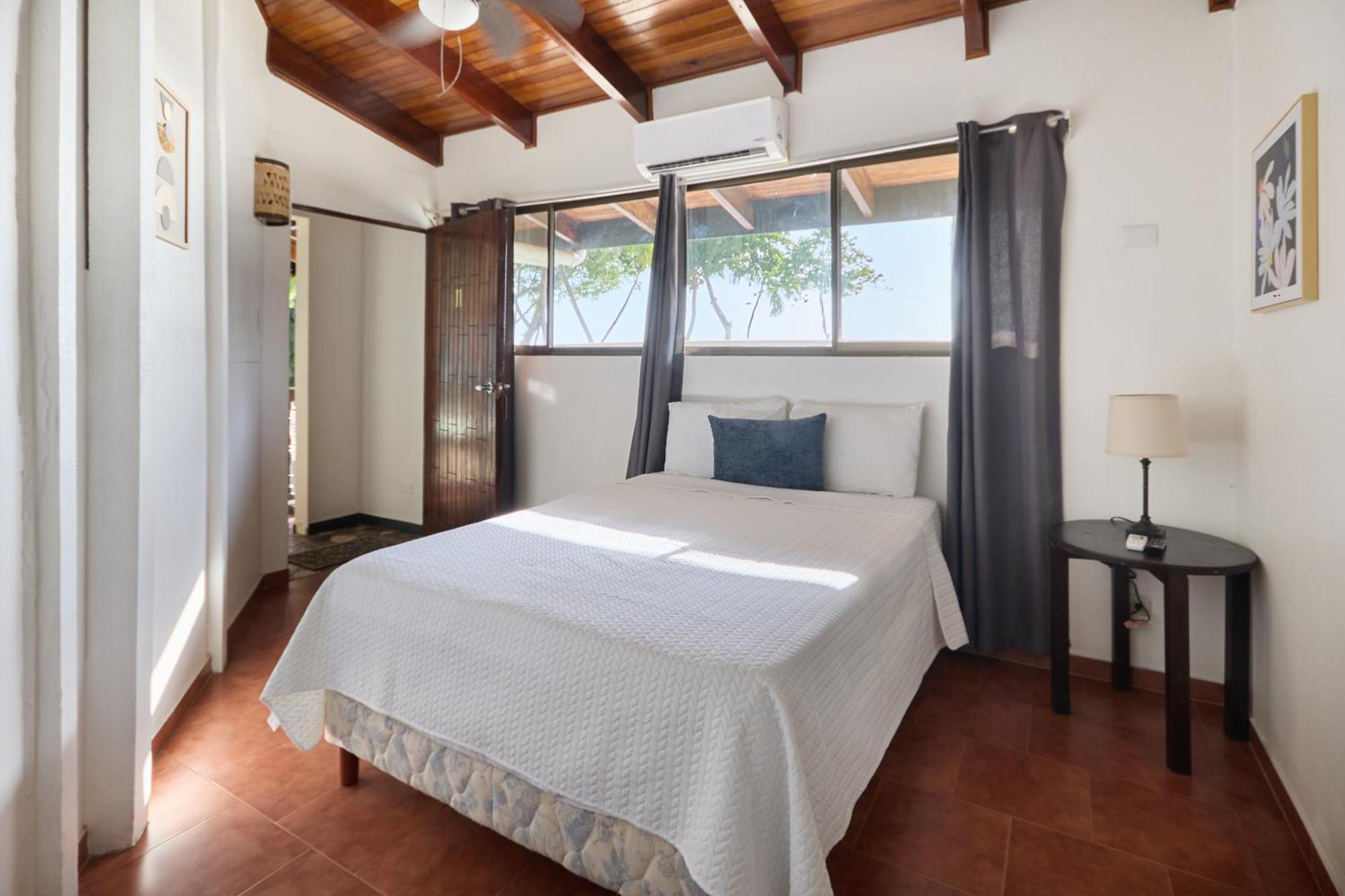 Perla De La Playa Beachfront