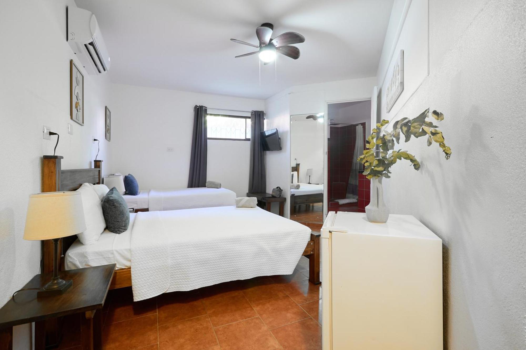 Hotel Perla De La Playa Beachfront