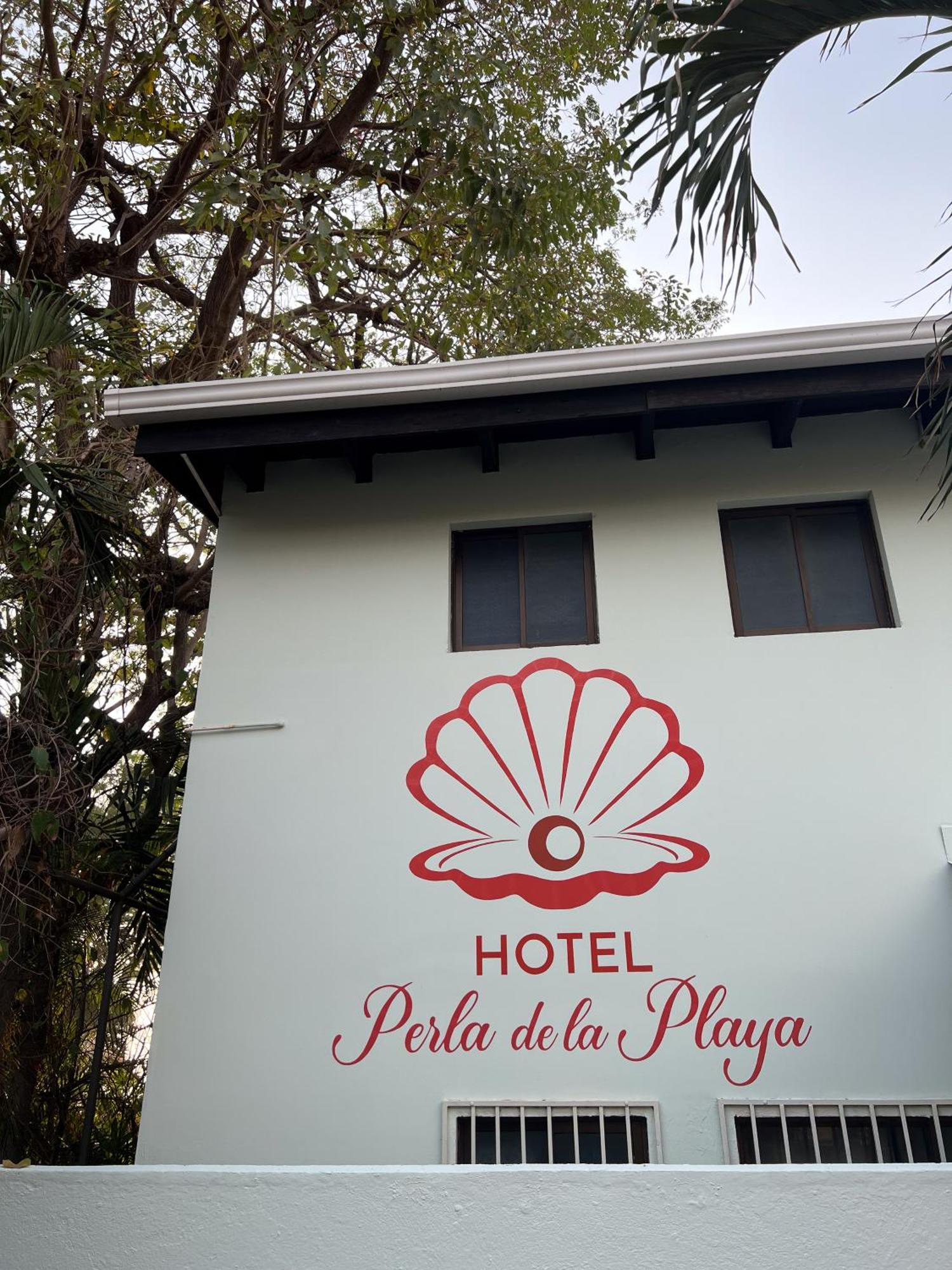 Perla De La Playa Beachfront Hotel Tamarindo