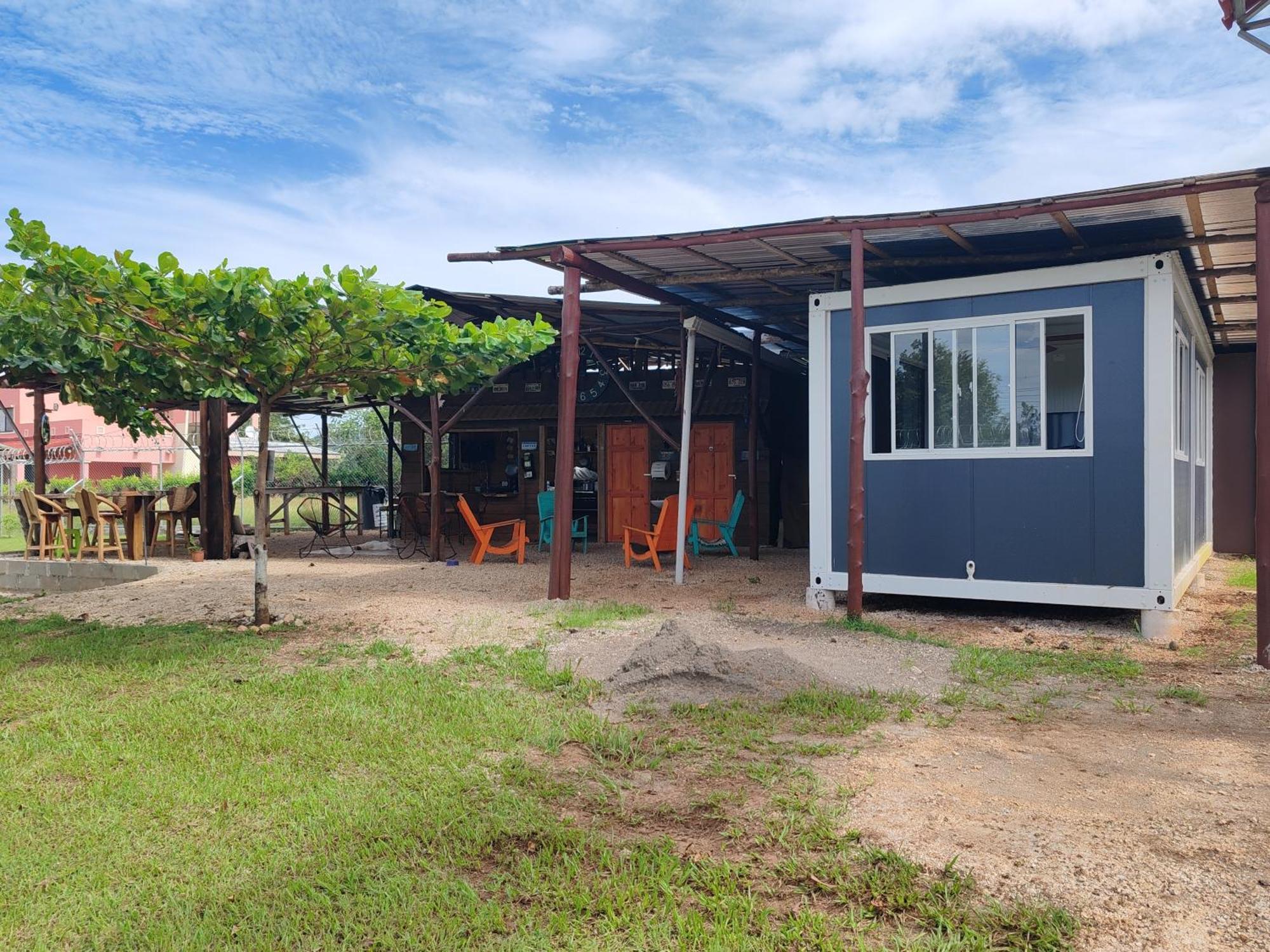 Manzu Santa Cruz (Guanacaste)