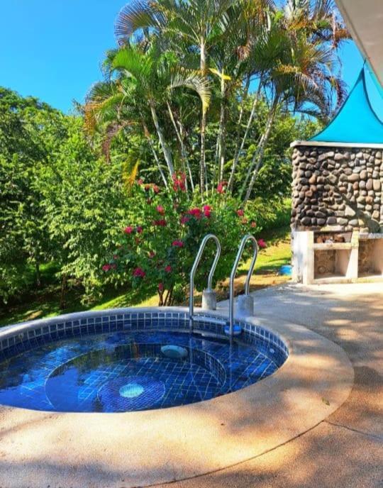 Tucanes Ridge Bed & Breakfast Tarcoles