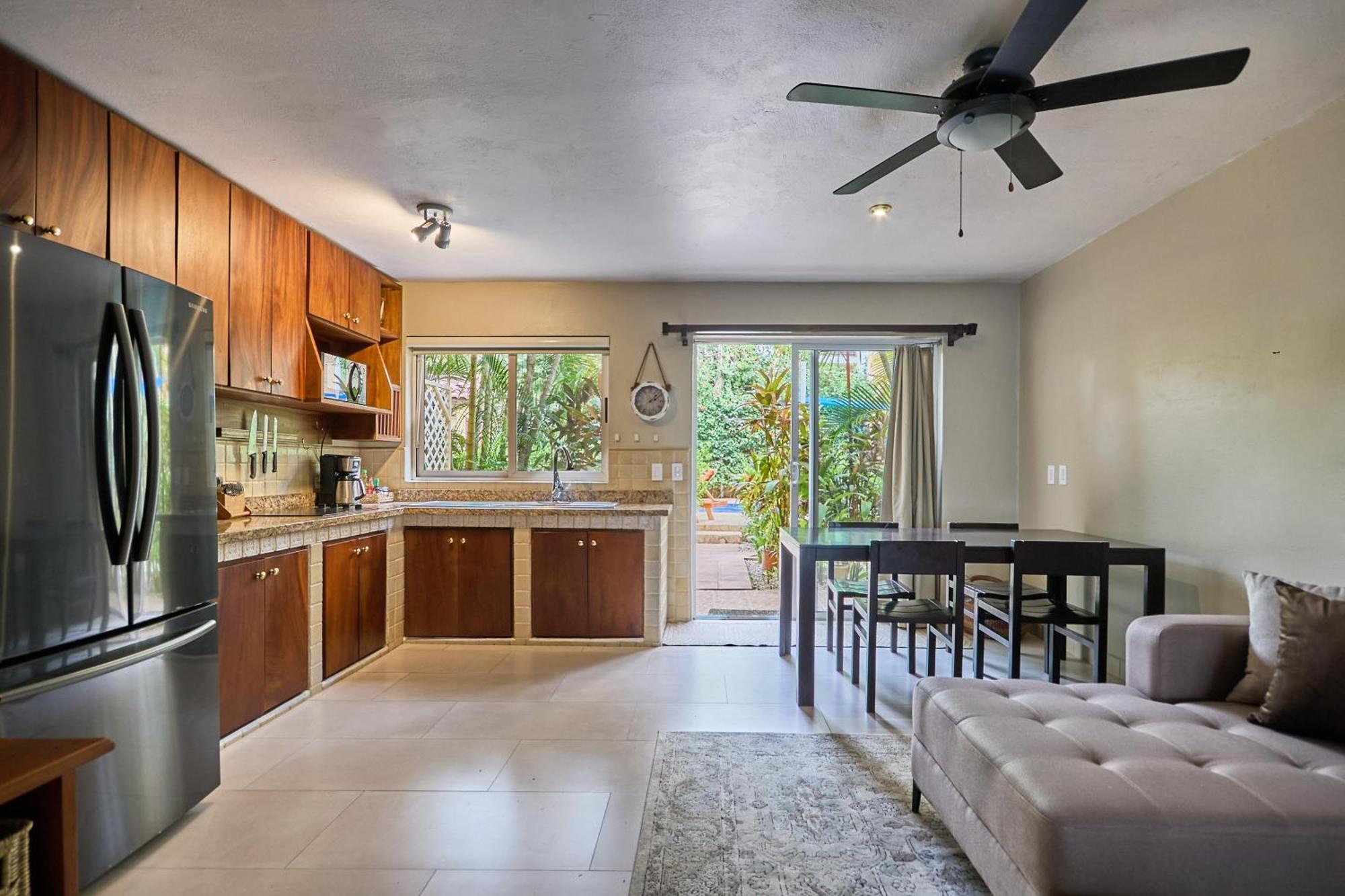 Dollar 2 Apartment
