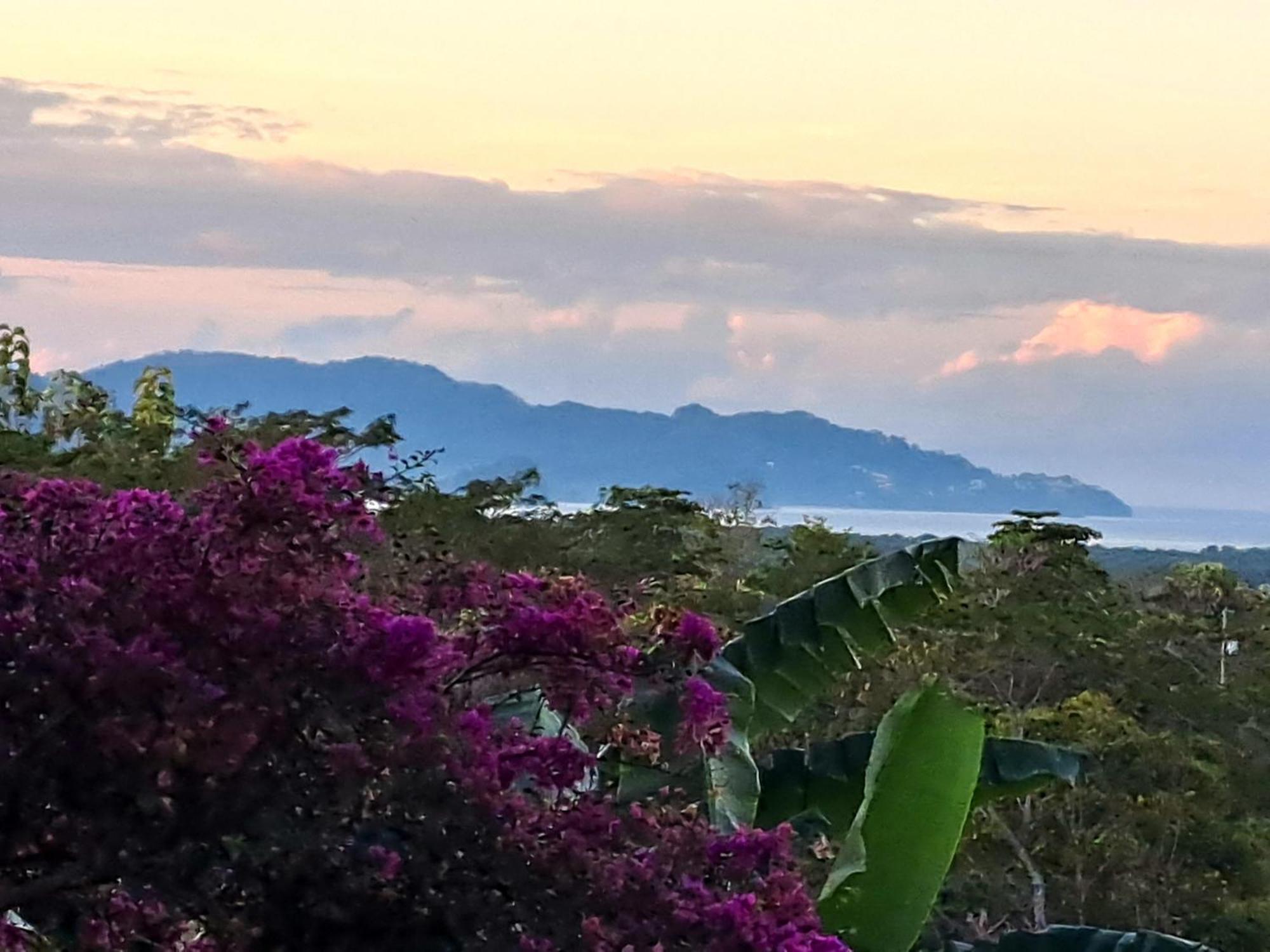 Tucanes Ridge Bed & Breakfast *