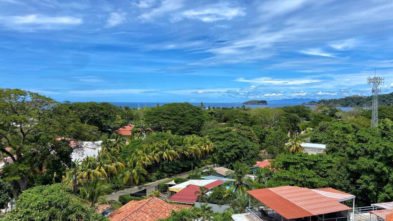 Charming 2br With Ocean View Apartment Coco