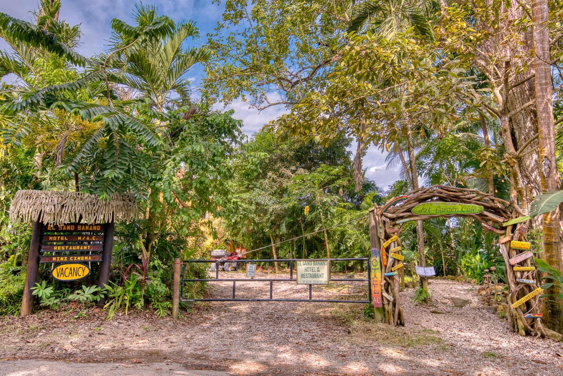 El Sano Banano Beachside