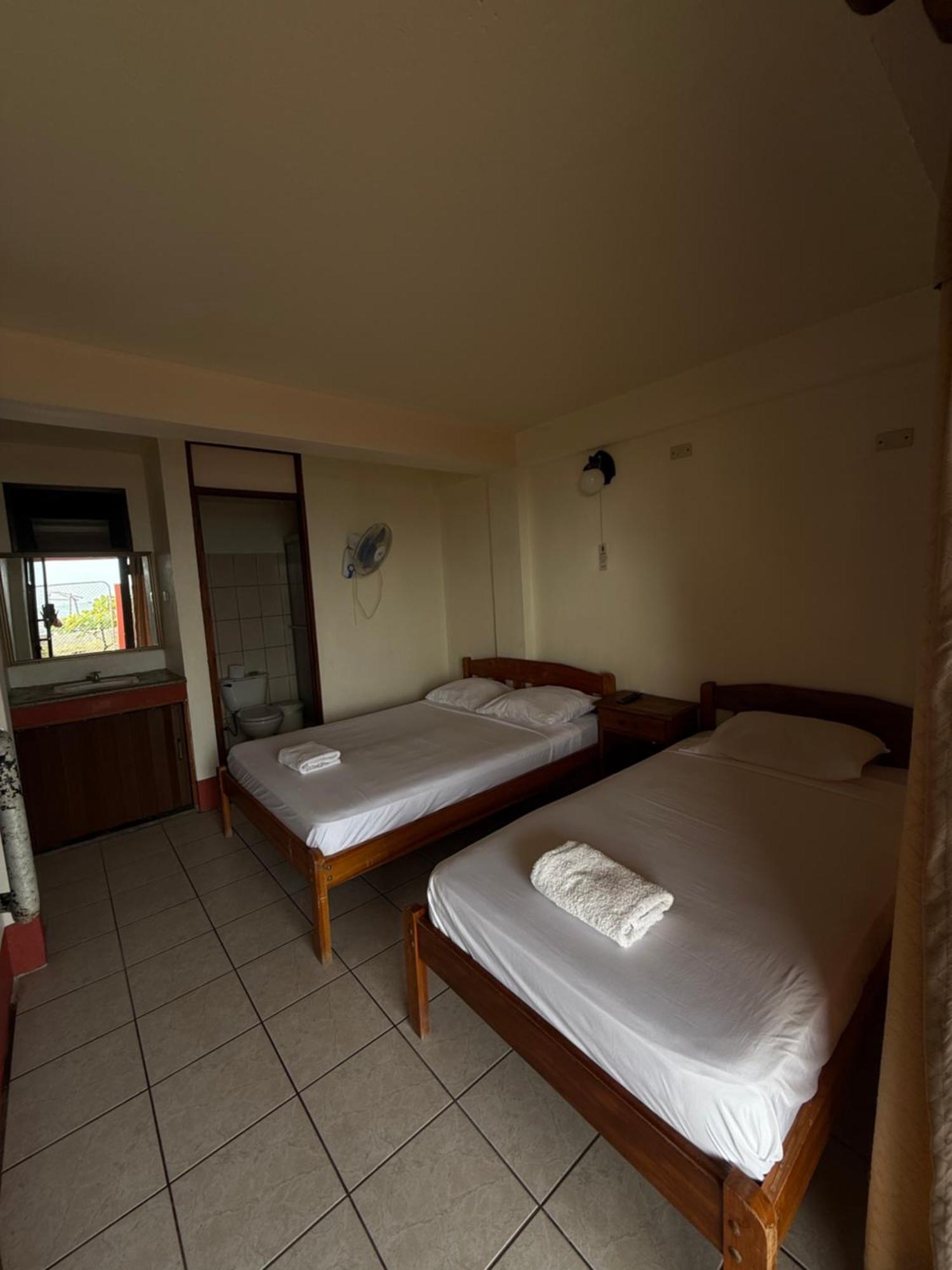 Hotel La Roca Del Mar Puntarenas