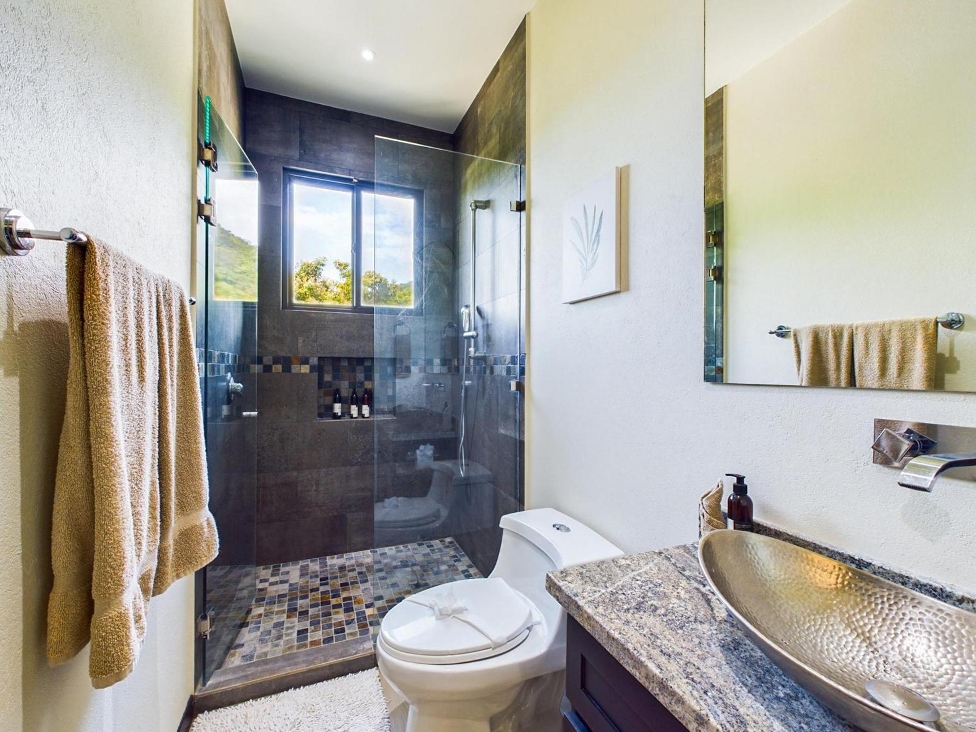 Dos Rios 70- 6 Bedroom On 1-2 Acre