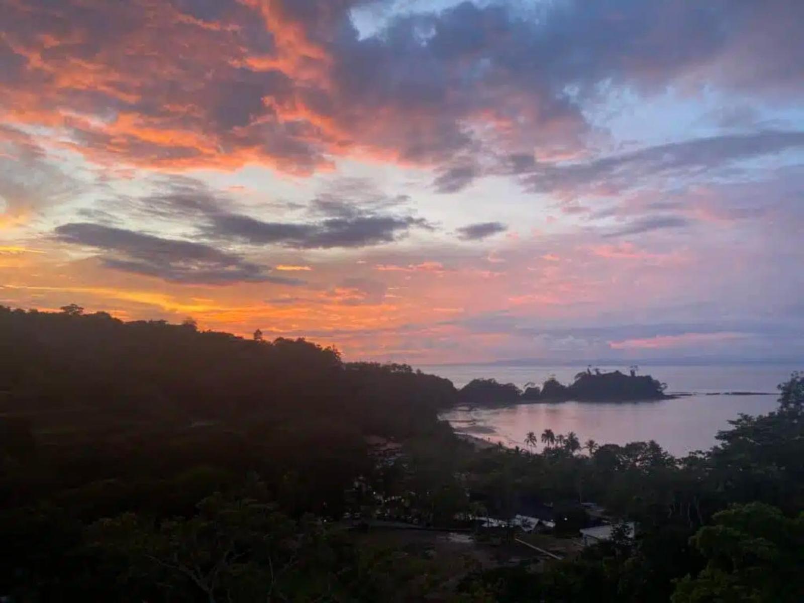 Hotel Punta Esmeralda By Punta Leona 3*