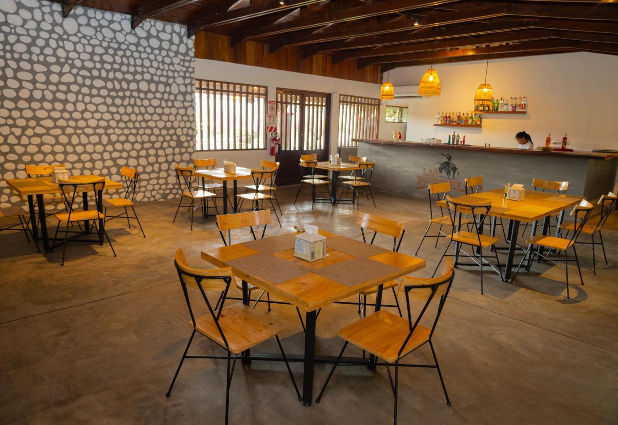 Espuelas, Bar & Restaurant Hotel Liberia