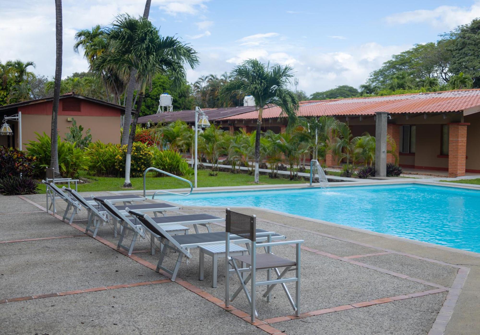 Espuelas, Bar & Restaurant