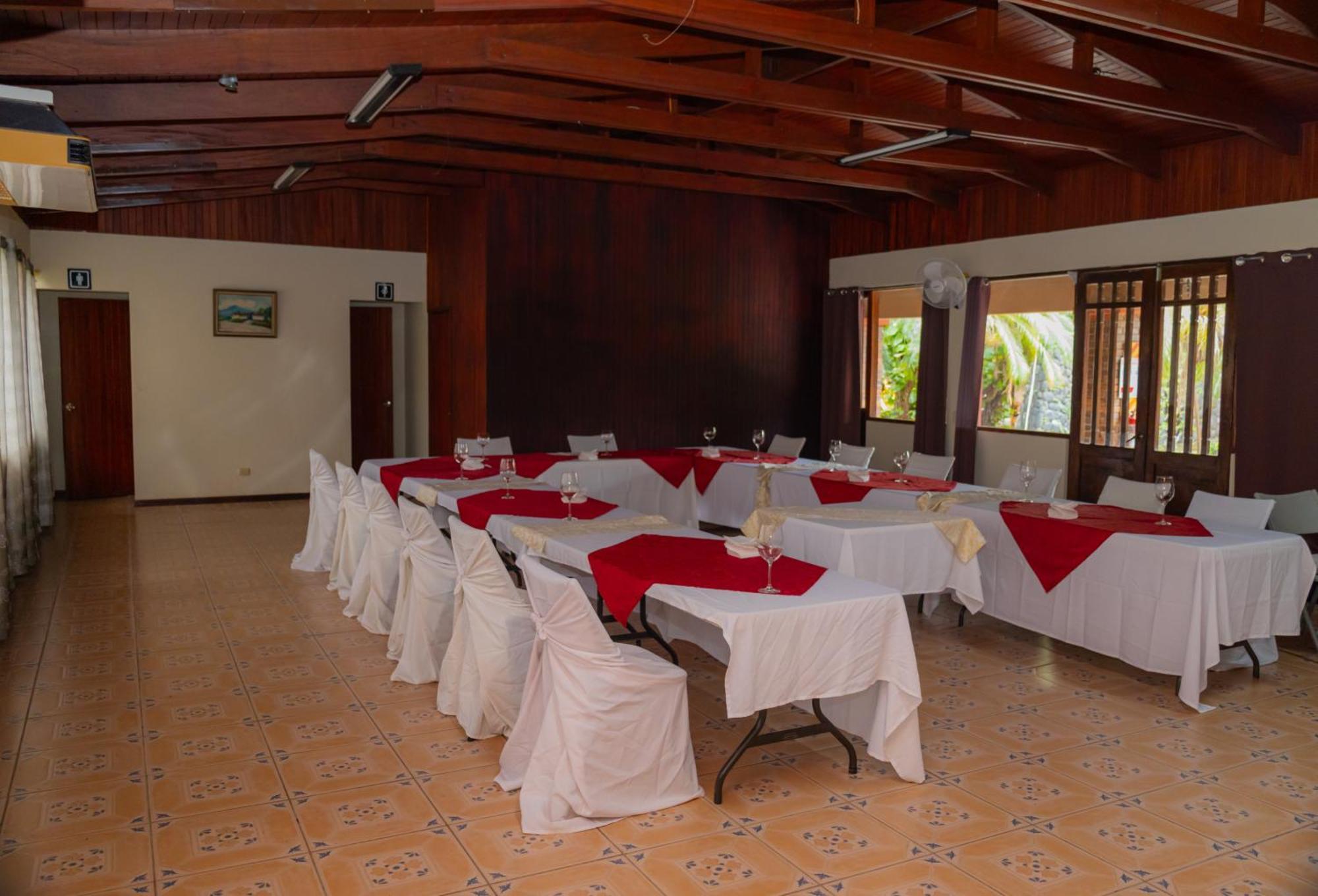 Espuelas, Bar & Restaurant Hotel Liberia
