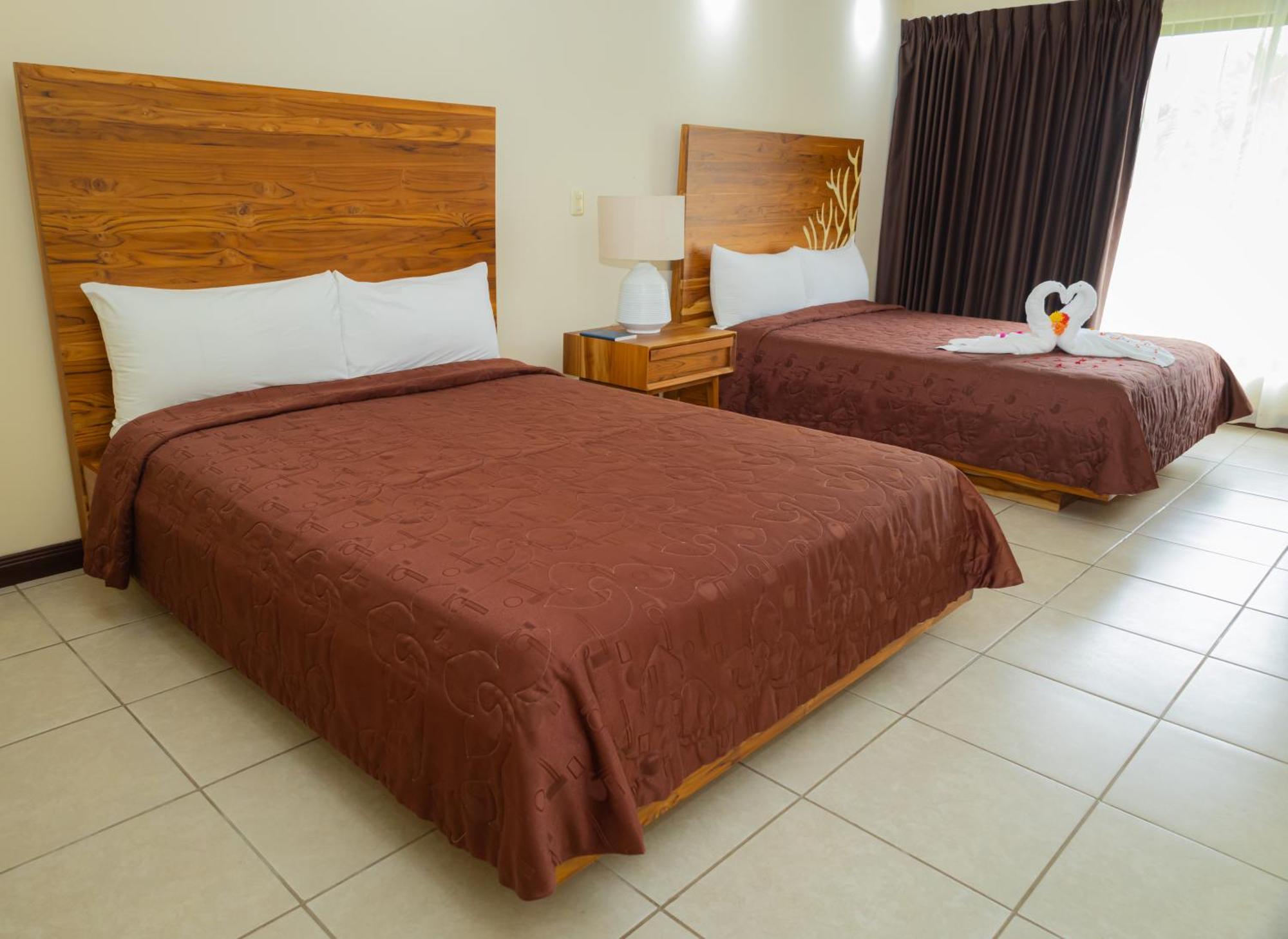 Hotel Espuelas, Bar & Restaurant 3*