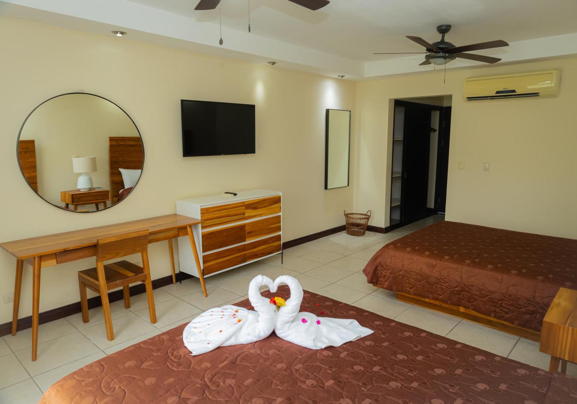 Espuelas, Bar & Restaurant Hotel Liberia