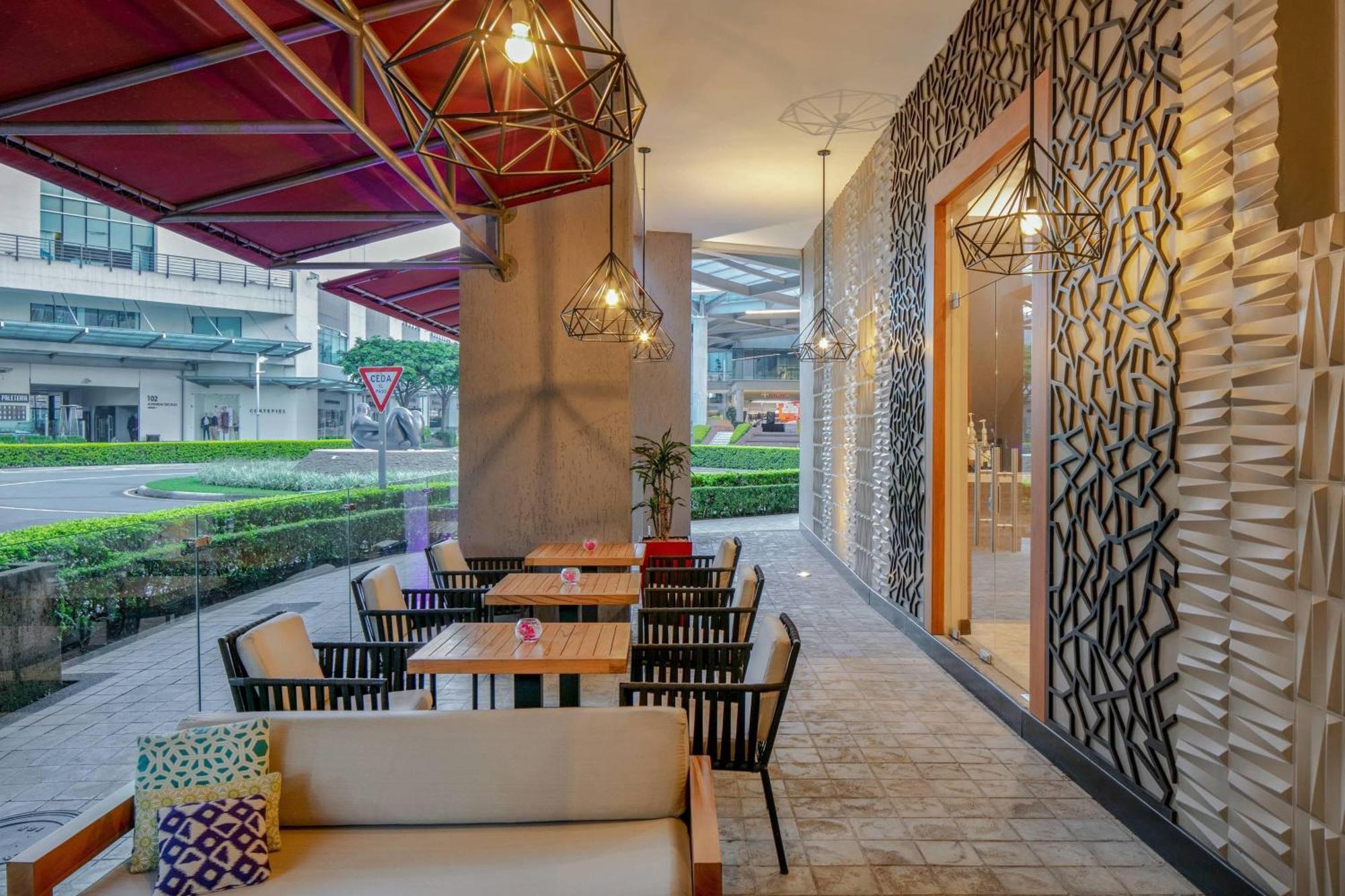 By Marriott Escazu Hotel 4*