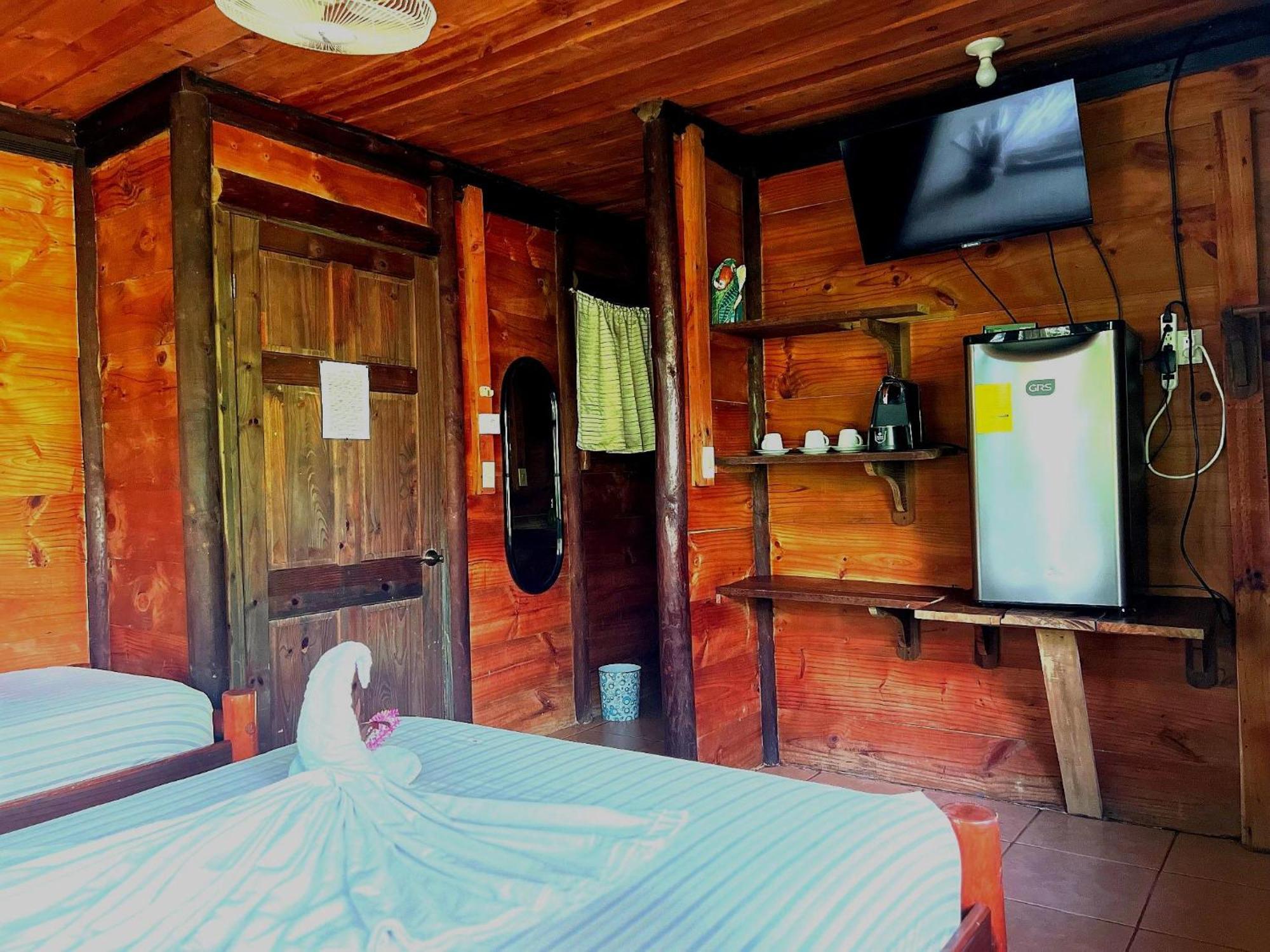 Hotel Canto De Ballenas 2*