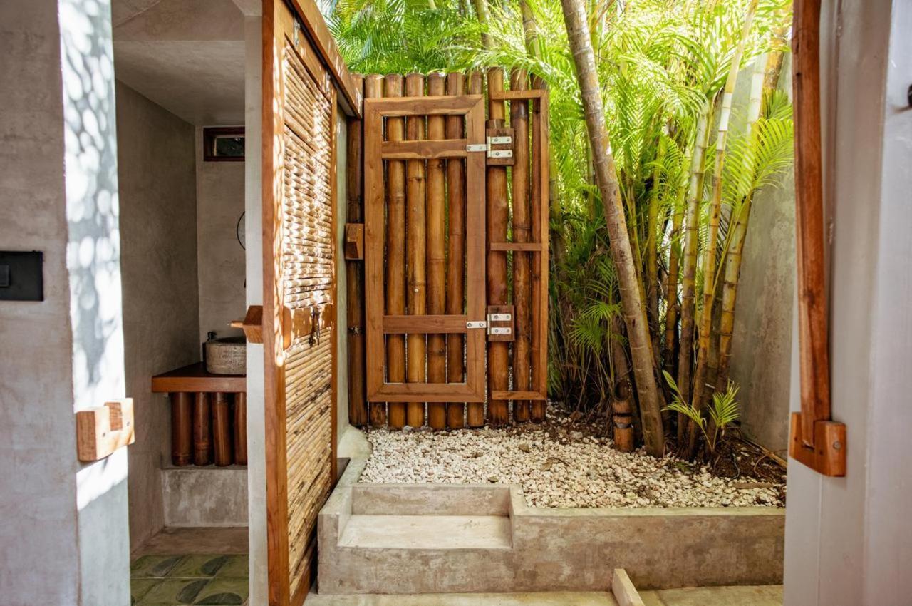Lodge Griss & Playa Santa Teresa (Puntarenas)