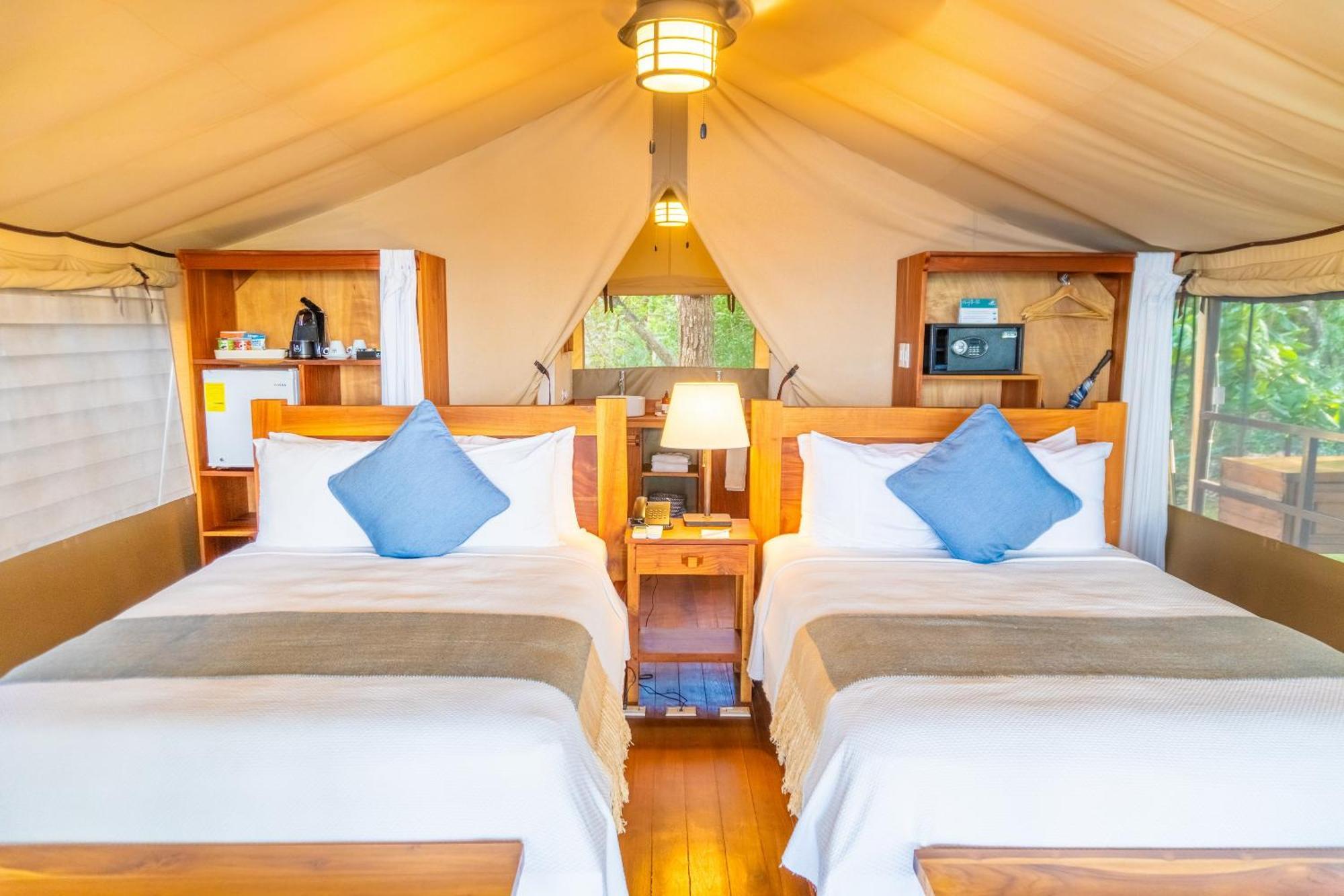Isla Chiquita Glamping Hotel