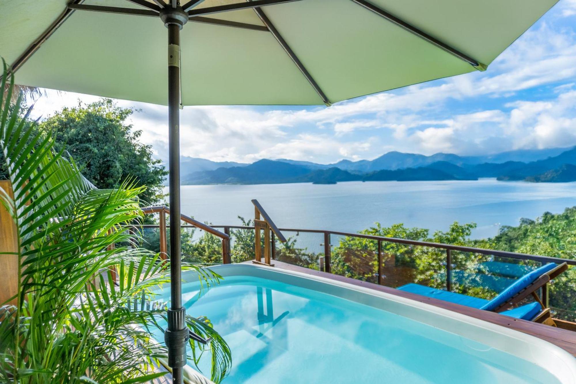 Isla Chiquita Glamping Paquera