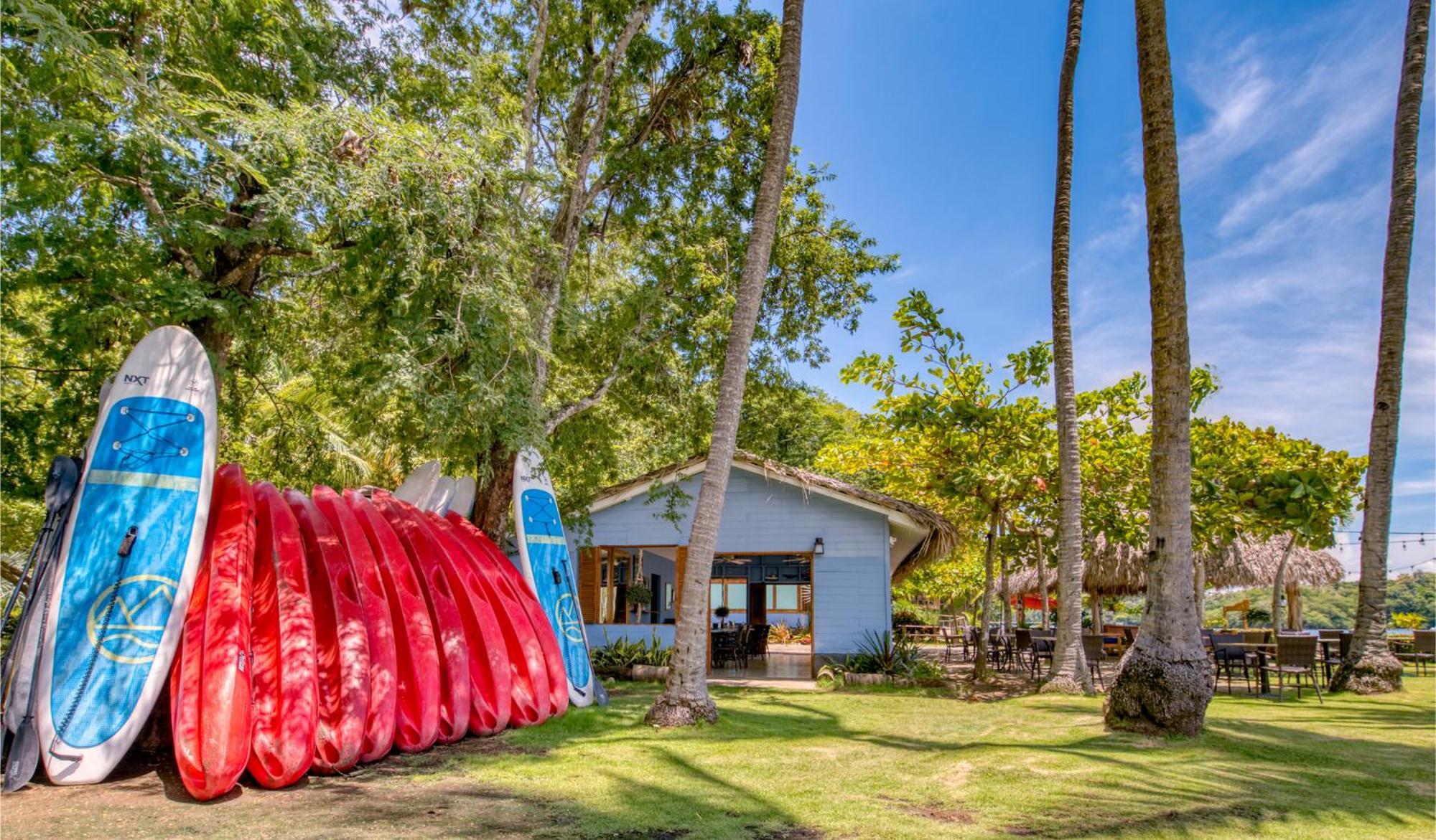 Isla Chiquita Glamping 4* Paquera