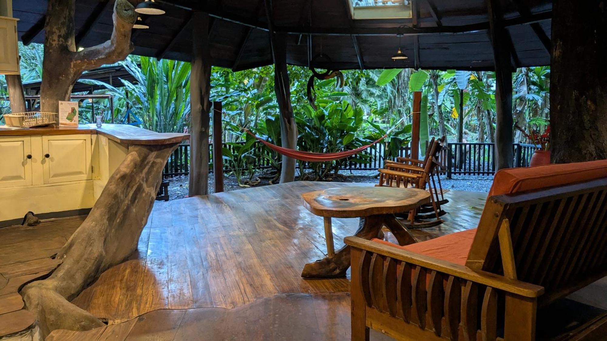 Tree House Beachfront *