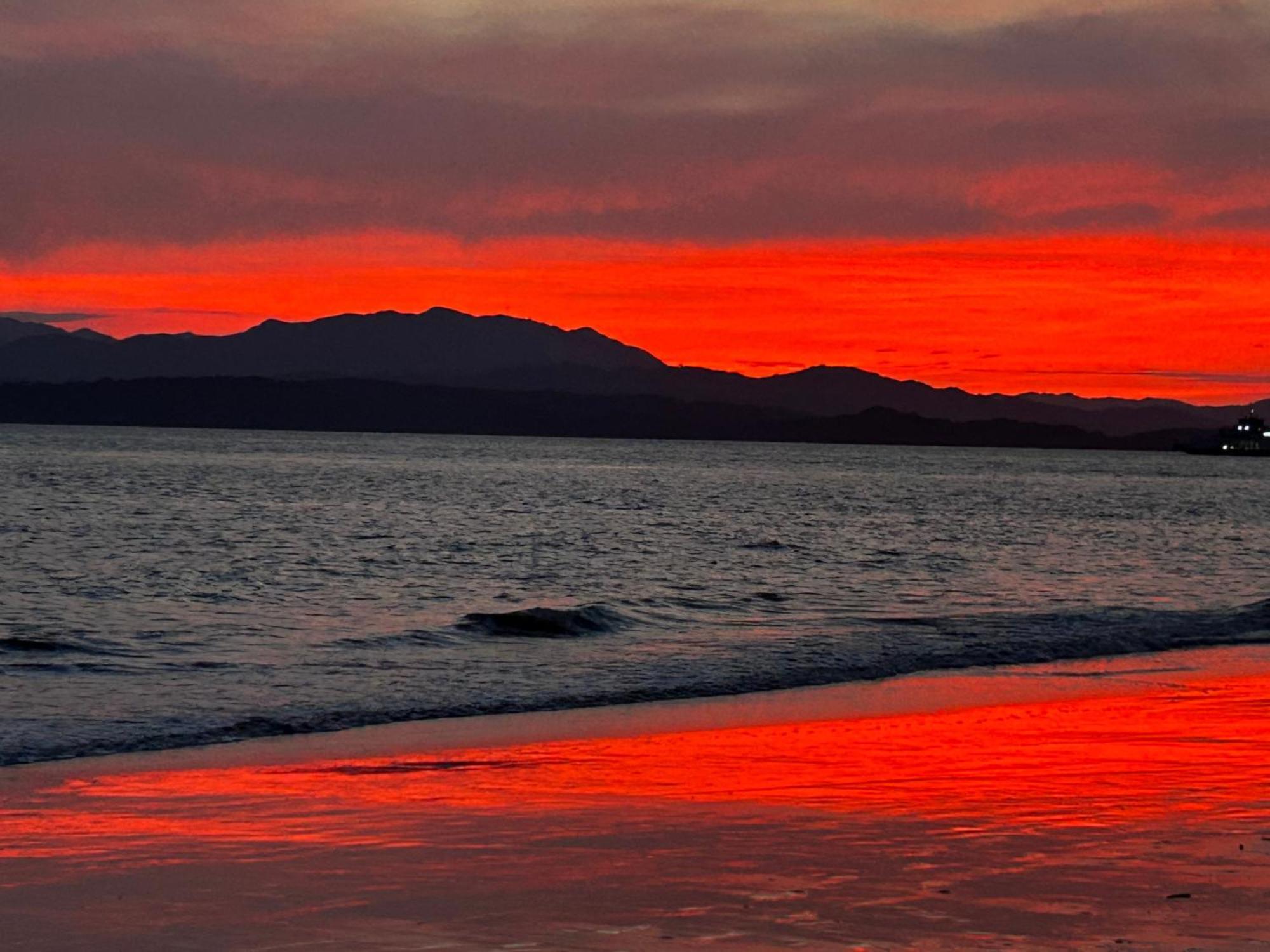 Estudio Junto Al Mar Puntarenas