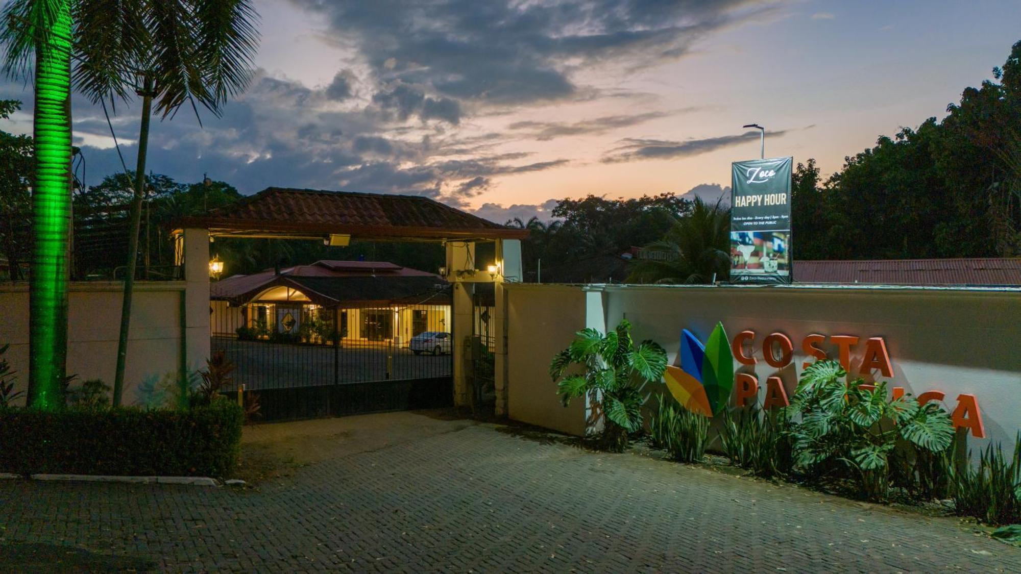 Costa Pacifica Hotel