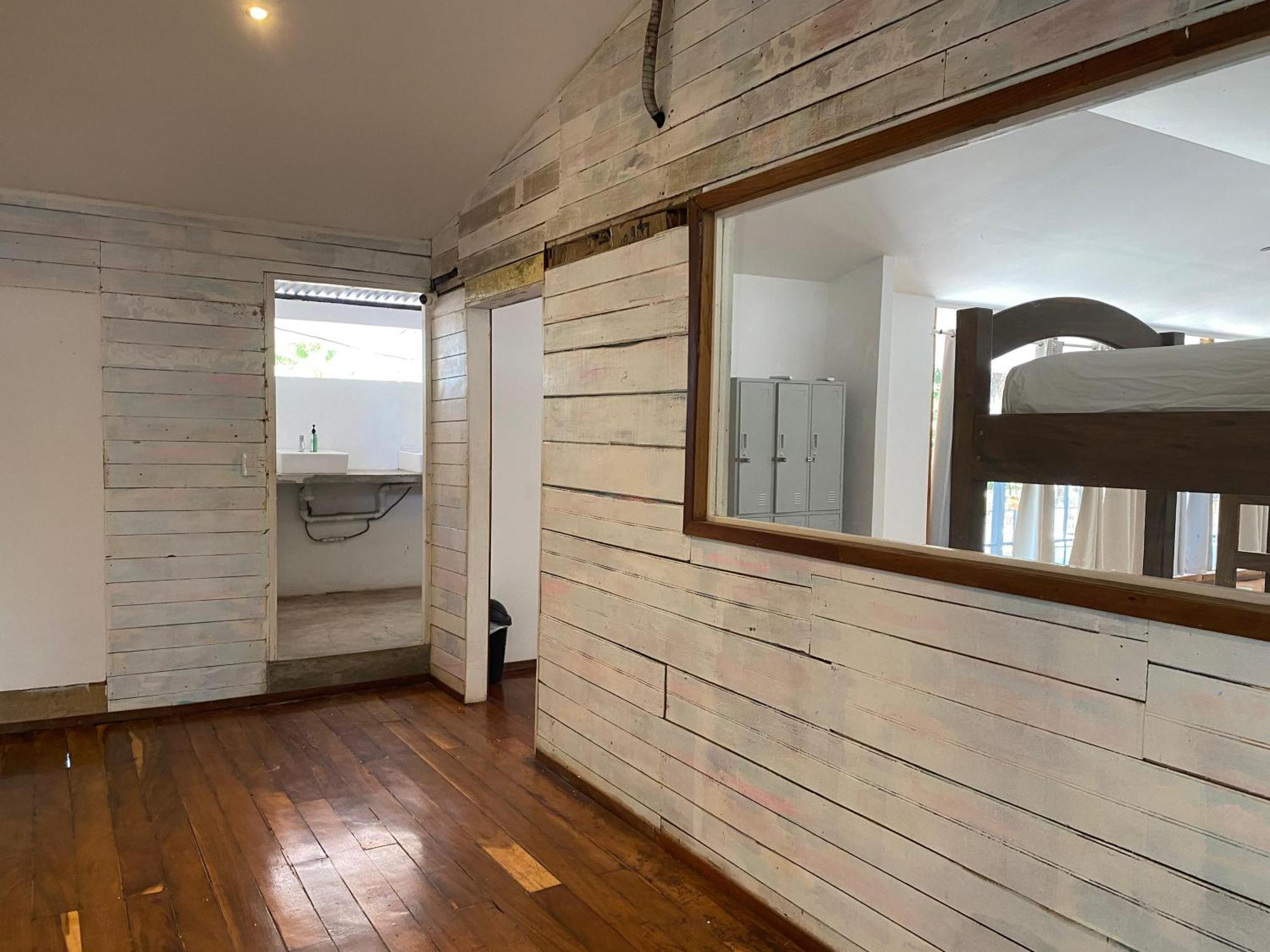 Casa Aura: Beachfront Premium