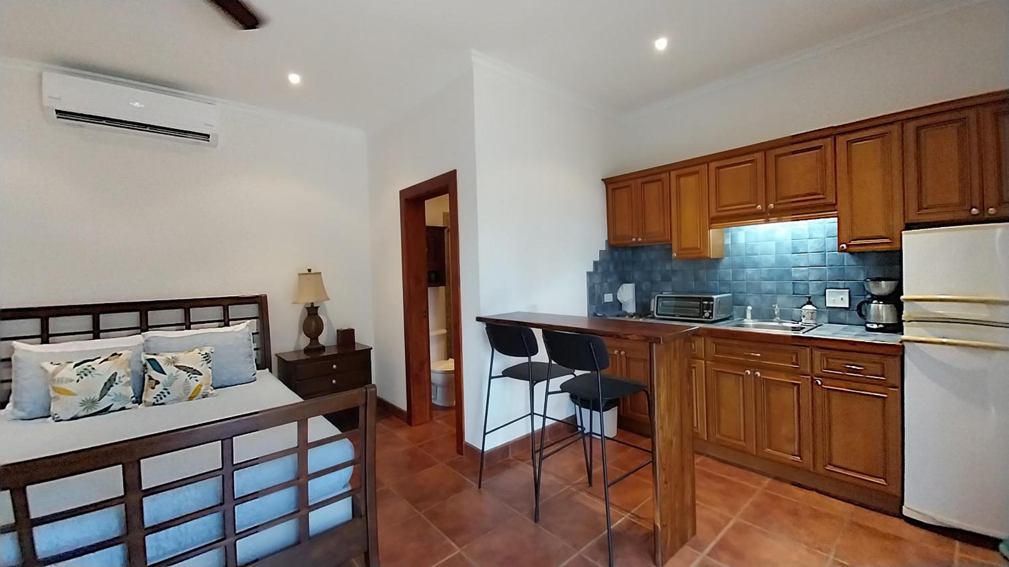 Playa Potrero - Great With Spectacular Sunsets - De Oro Villa *