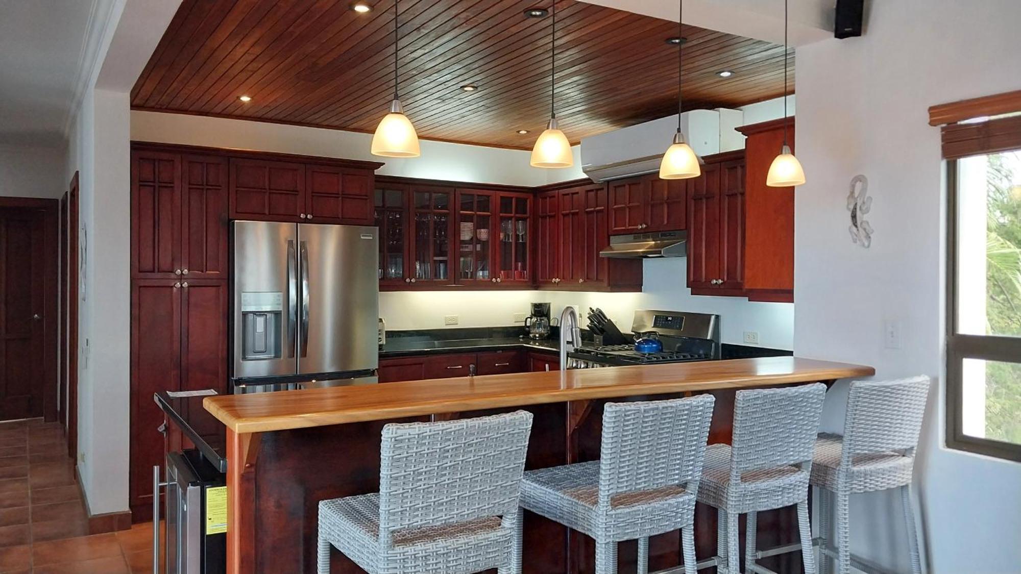 Playa Potrero - Great With Spectacular Sunsets - De Oro Villa *