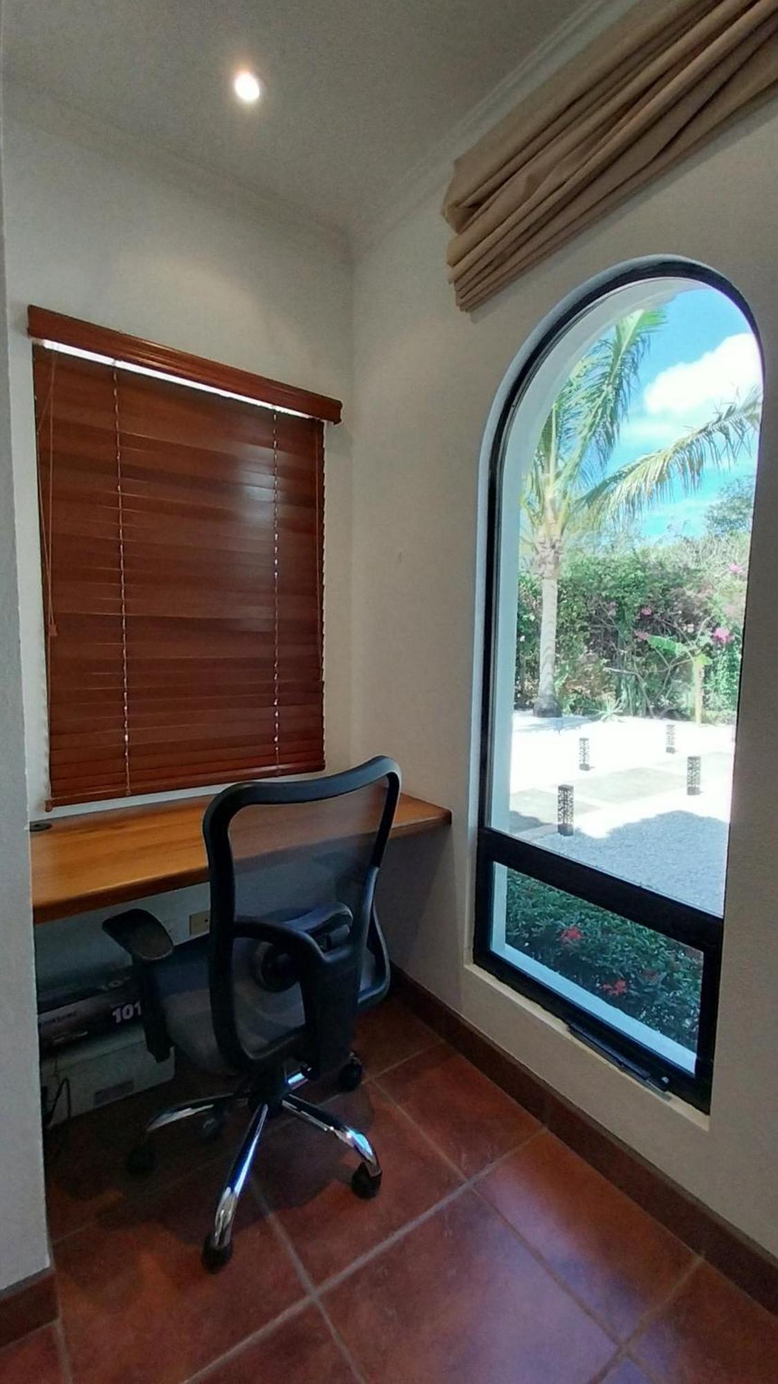 Playa Potrero - Great With Spectacular Sunsets - De Oro Villa *