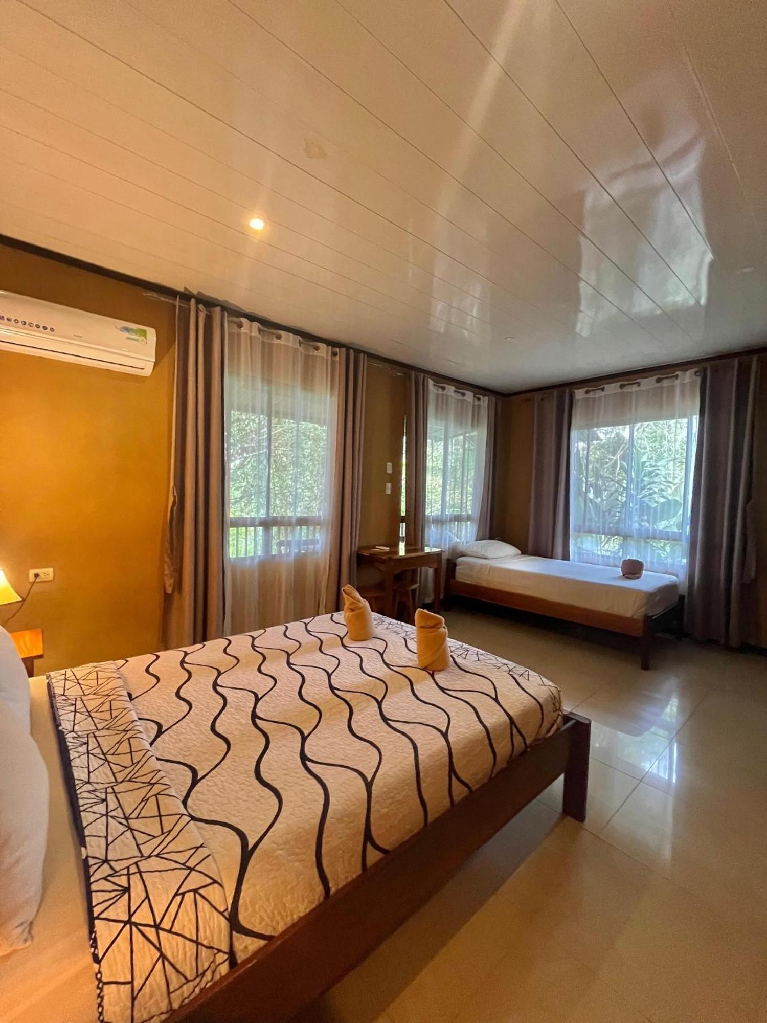 Cabinas Drake Lodge Drake Bay