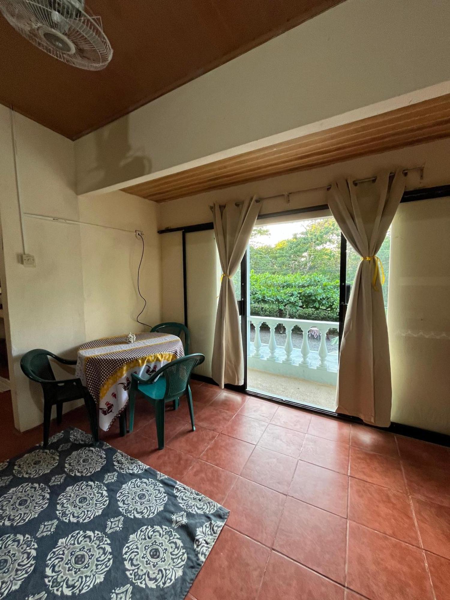 Aparthotel Cabinas Dona Regina
