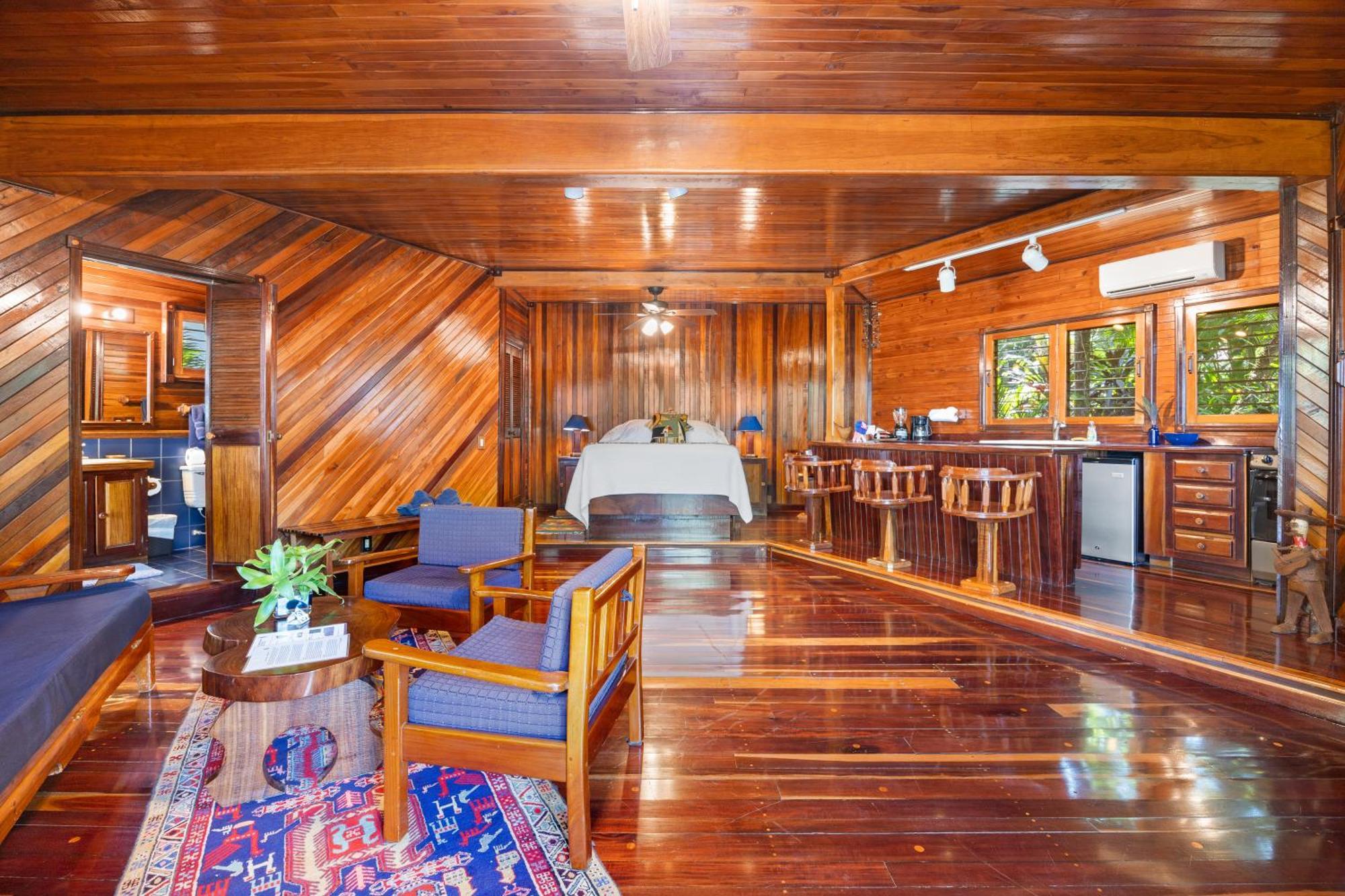 Hotel Tropical Resort- Adults Only