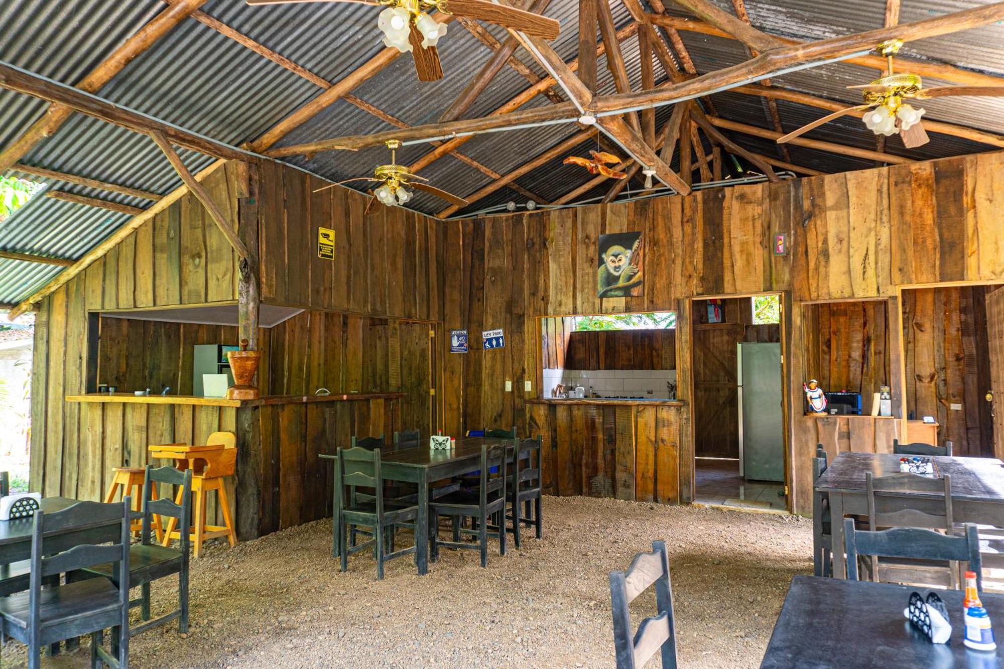 Citronela Corcovado Hotel Drake Bay