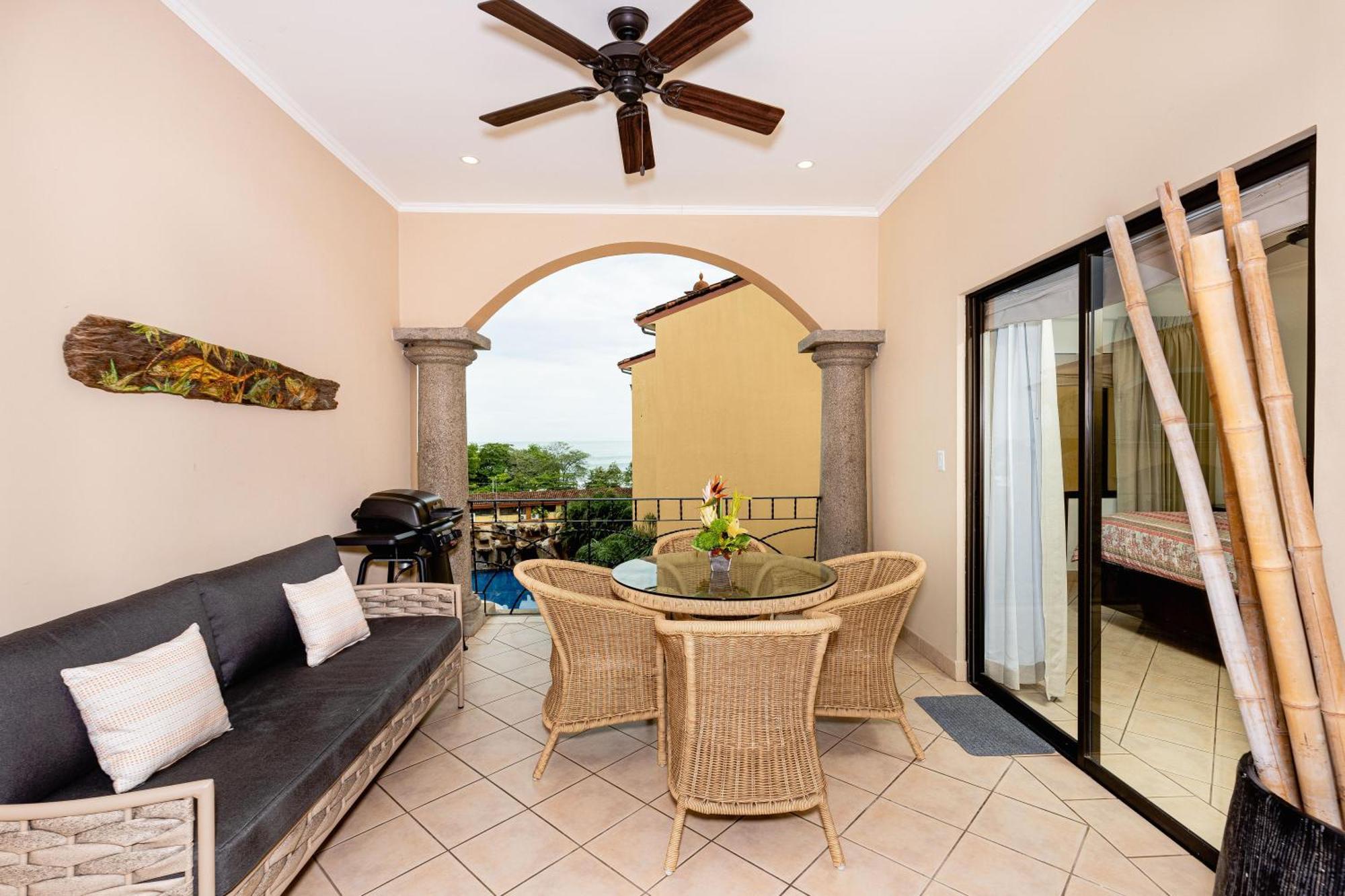 Sunrise 27- 2 Bedroom Ocean View *