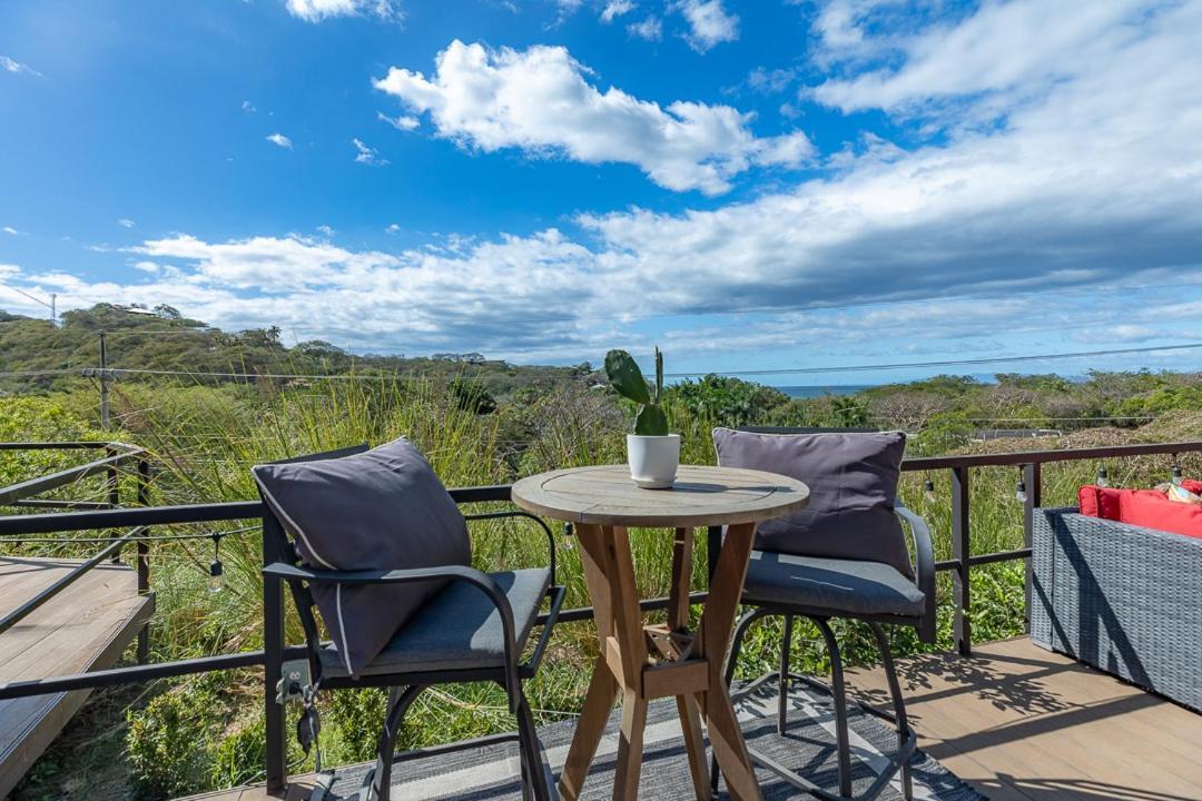 Villa Sunset - Your Sunshine Escape!