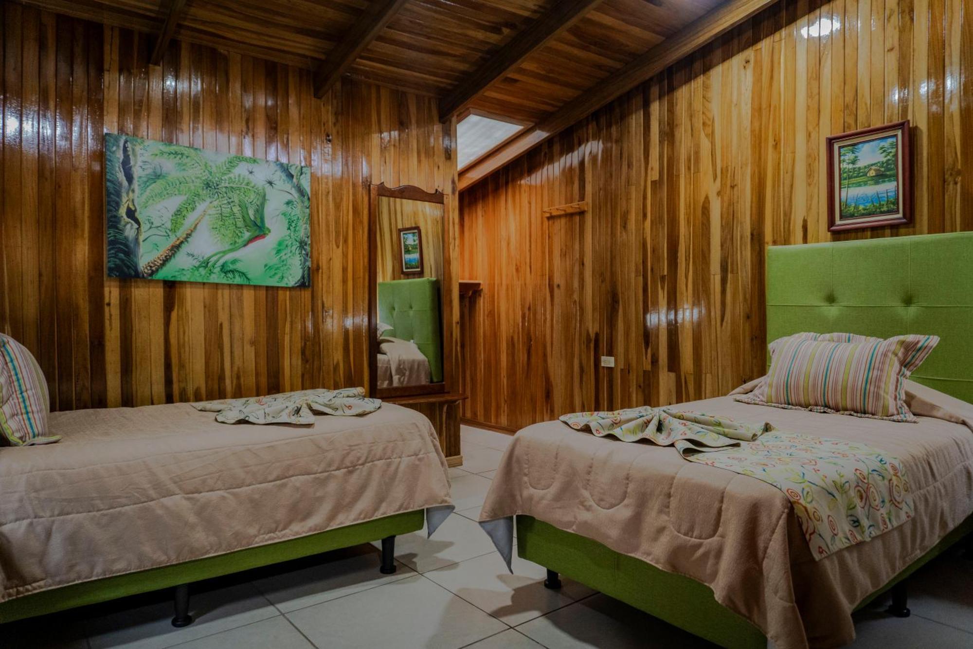 Lodge Pinos & Reserve Monteverde